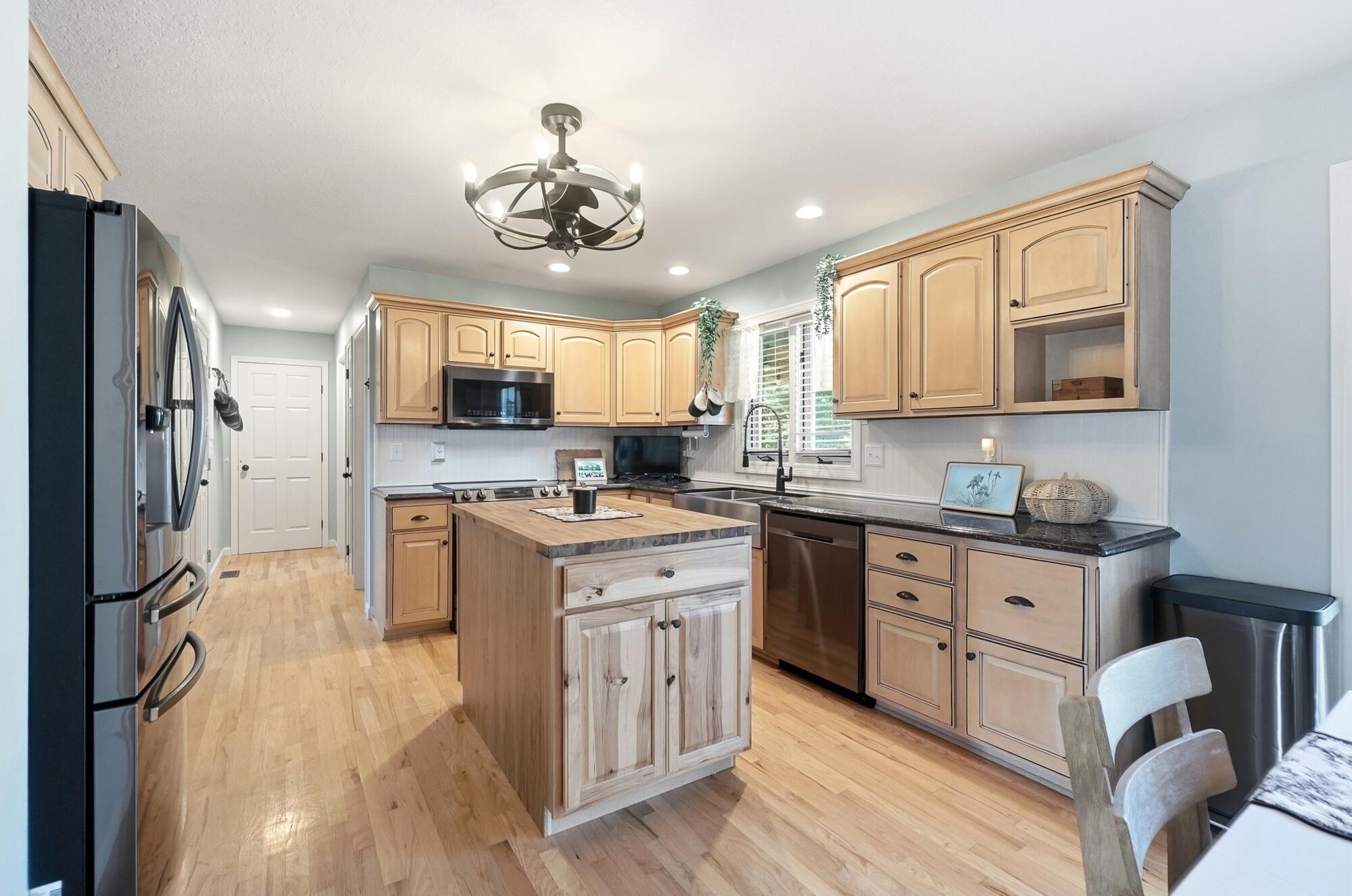 1525 N Wapak Road Property Photo 10