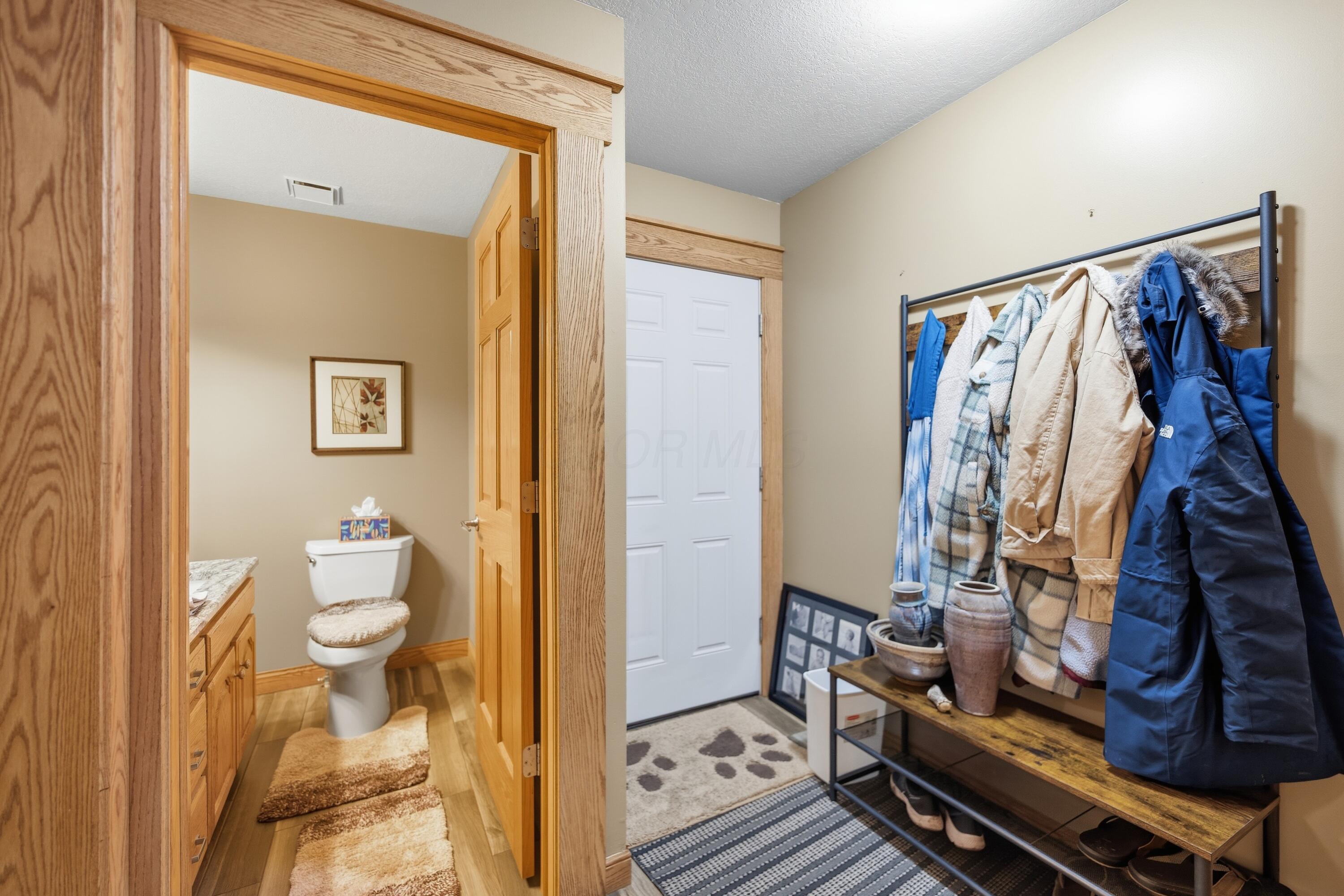 6245 Township Rd 179 Property Photo 41