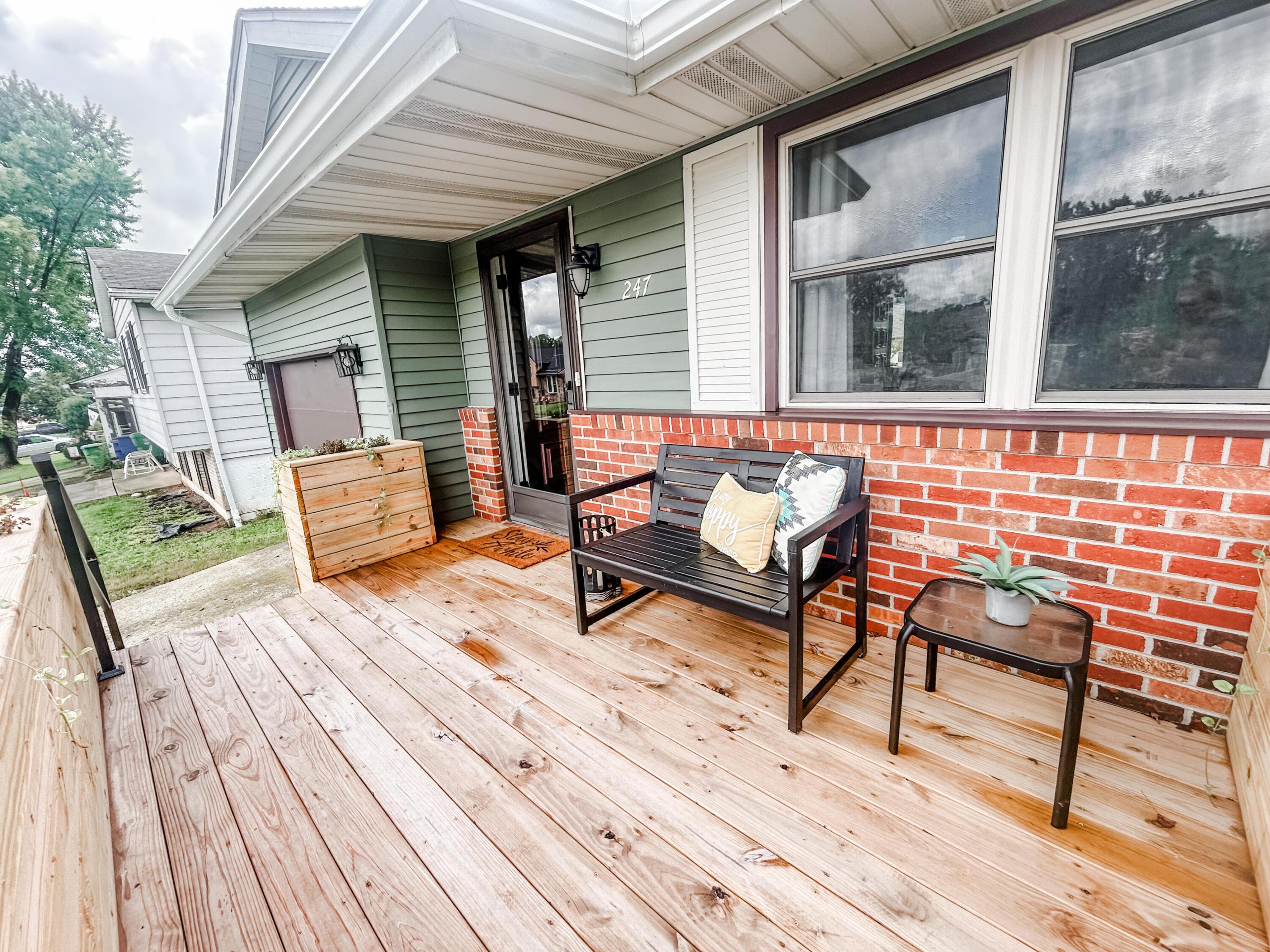 247 Lonepine Road Property Photo 5