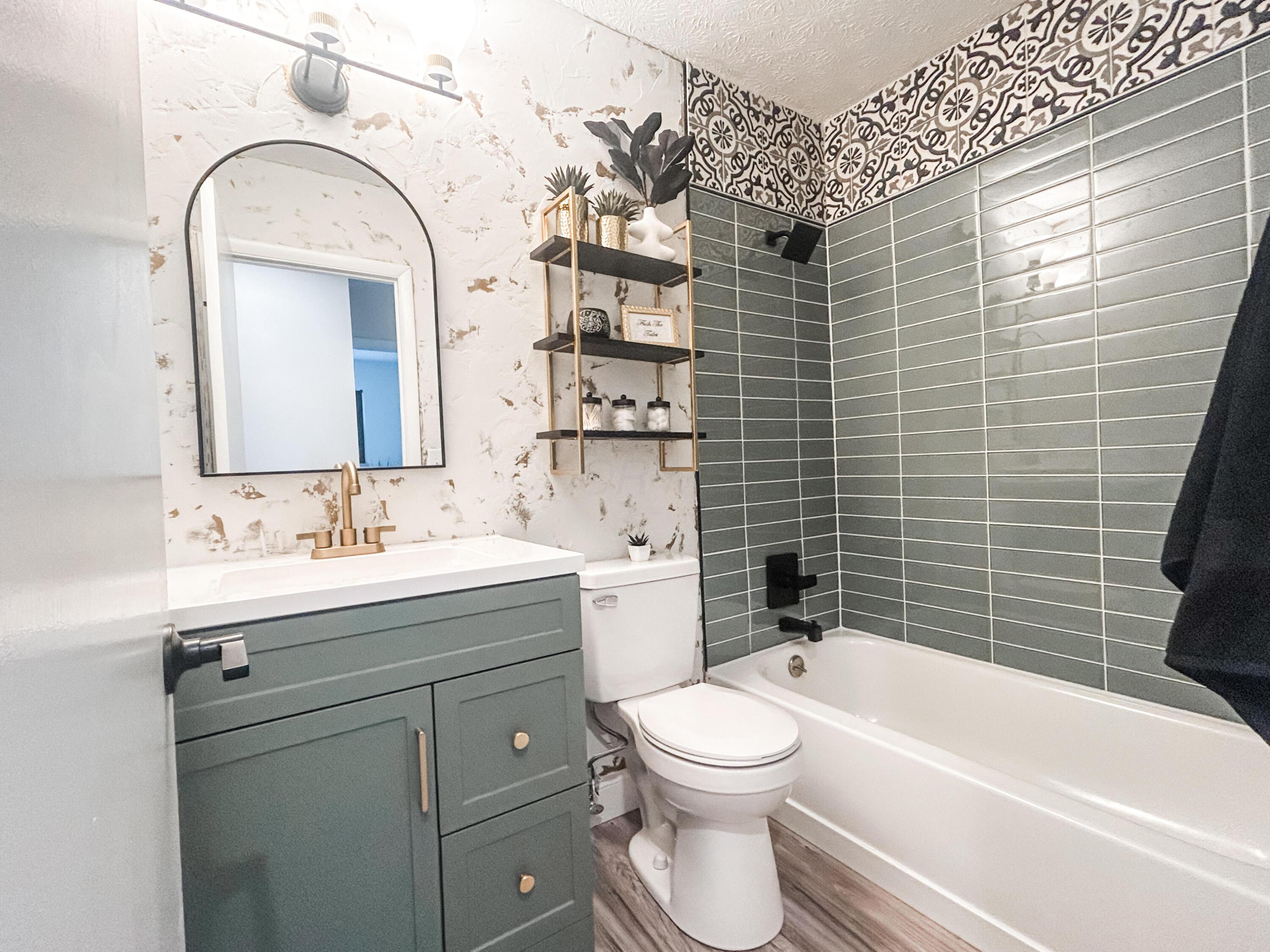 247 Lonepine Road Property Photo 21