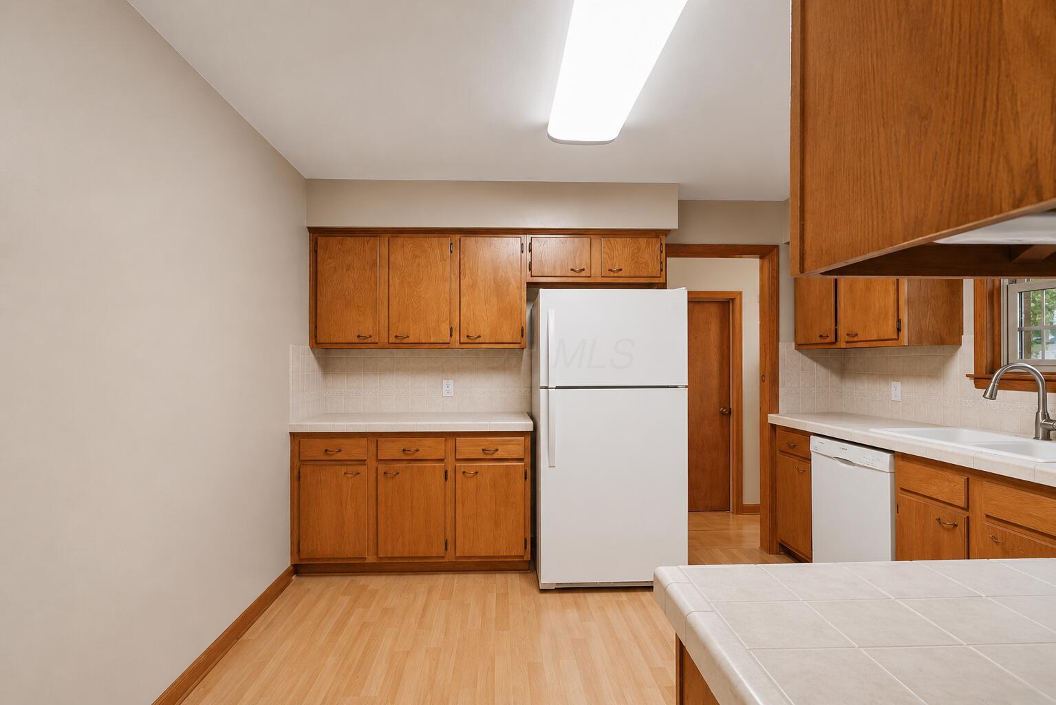 1792 Tiffin Road Property Photo 8