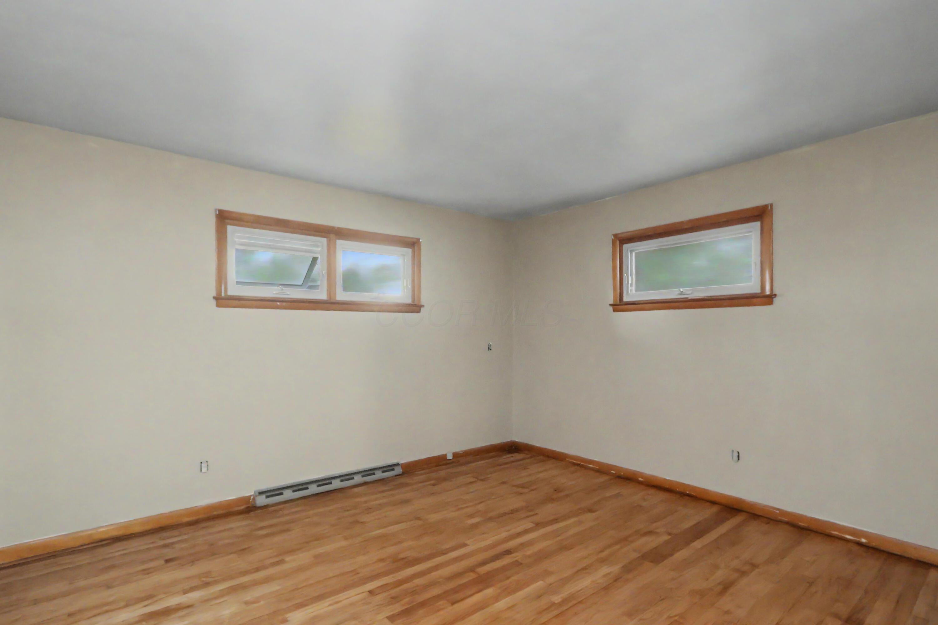 1792 Tiffin Road Property Photo 13