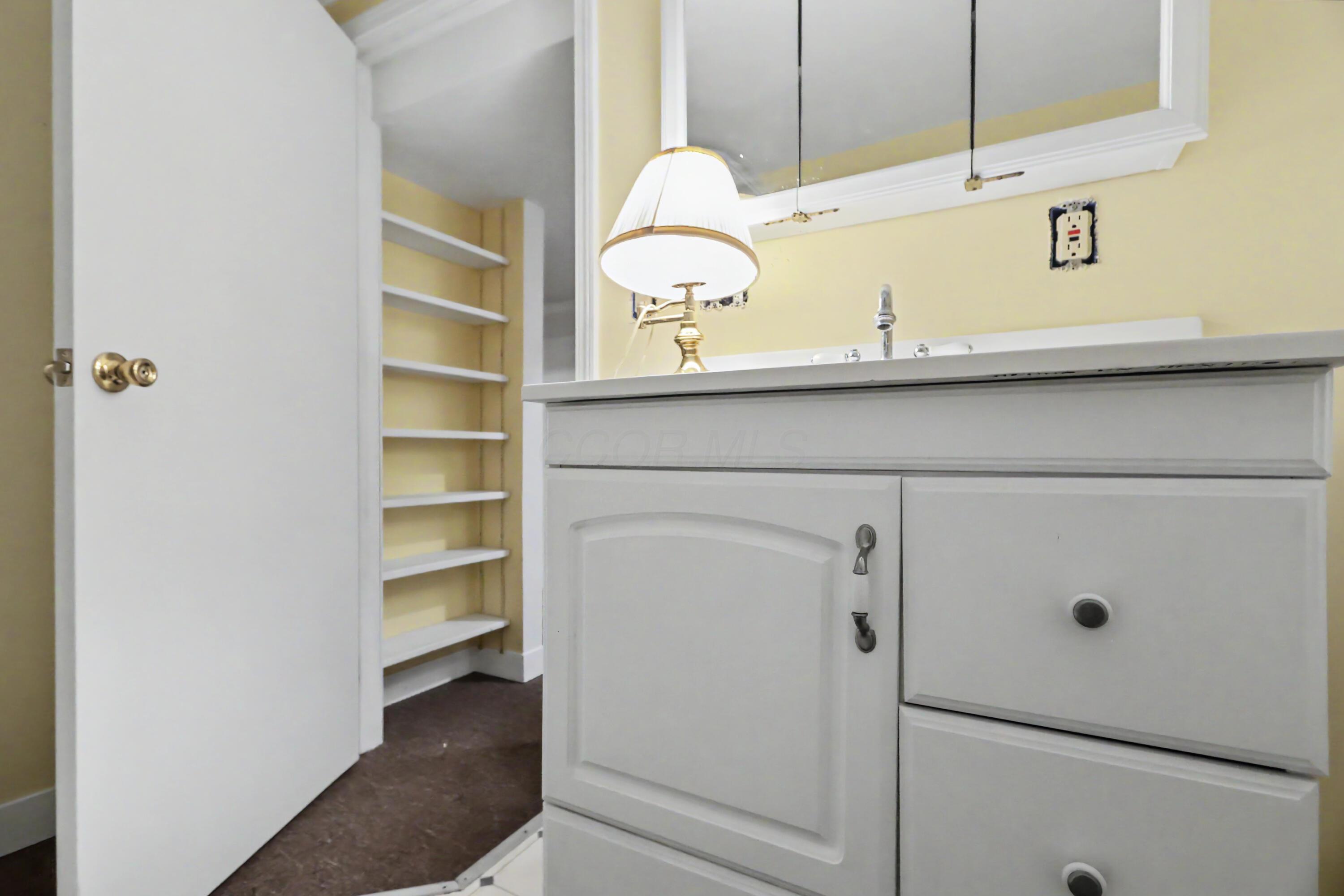 1792 Tiffin Road Property Photo 16