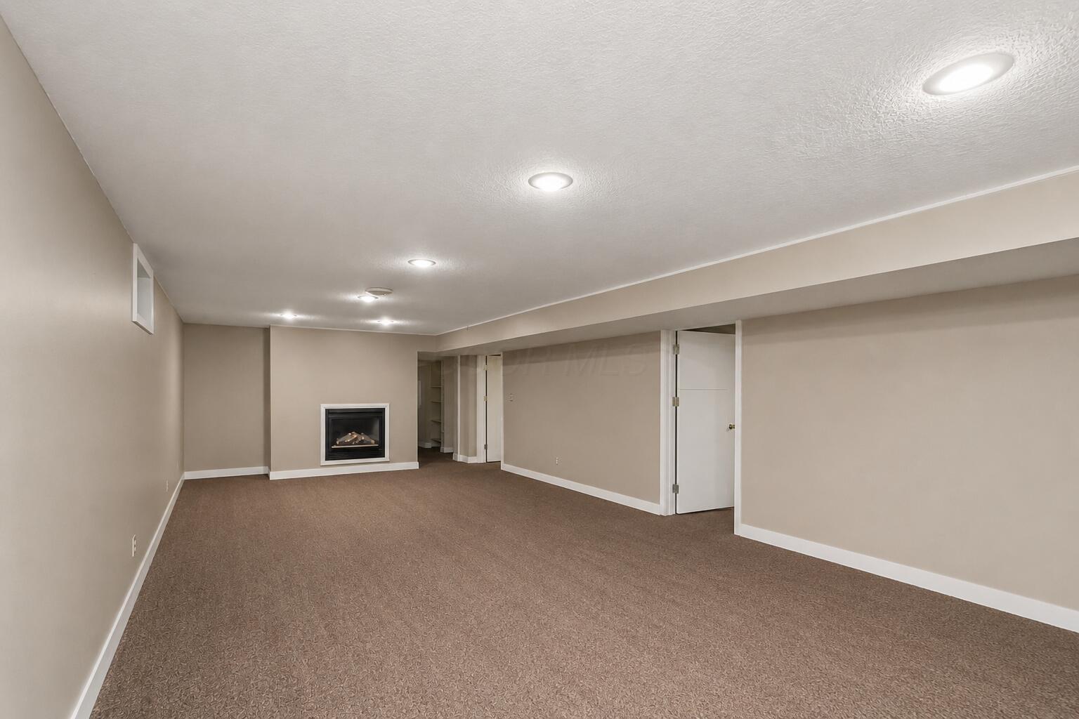 1792 Tiffin Road Property Photo 19