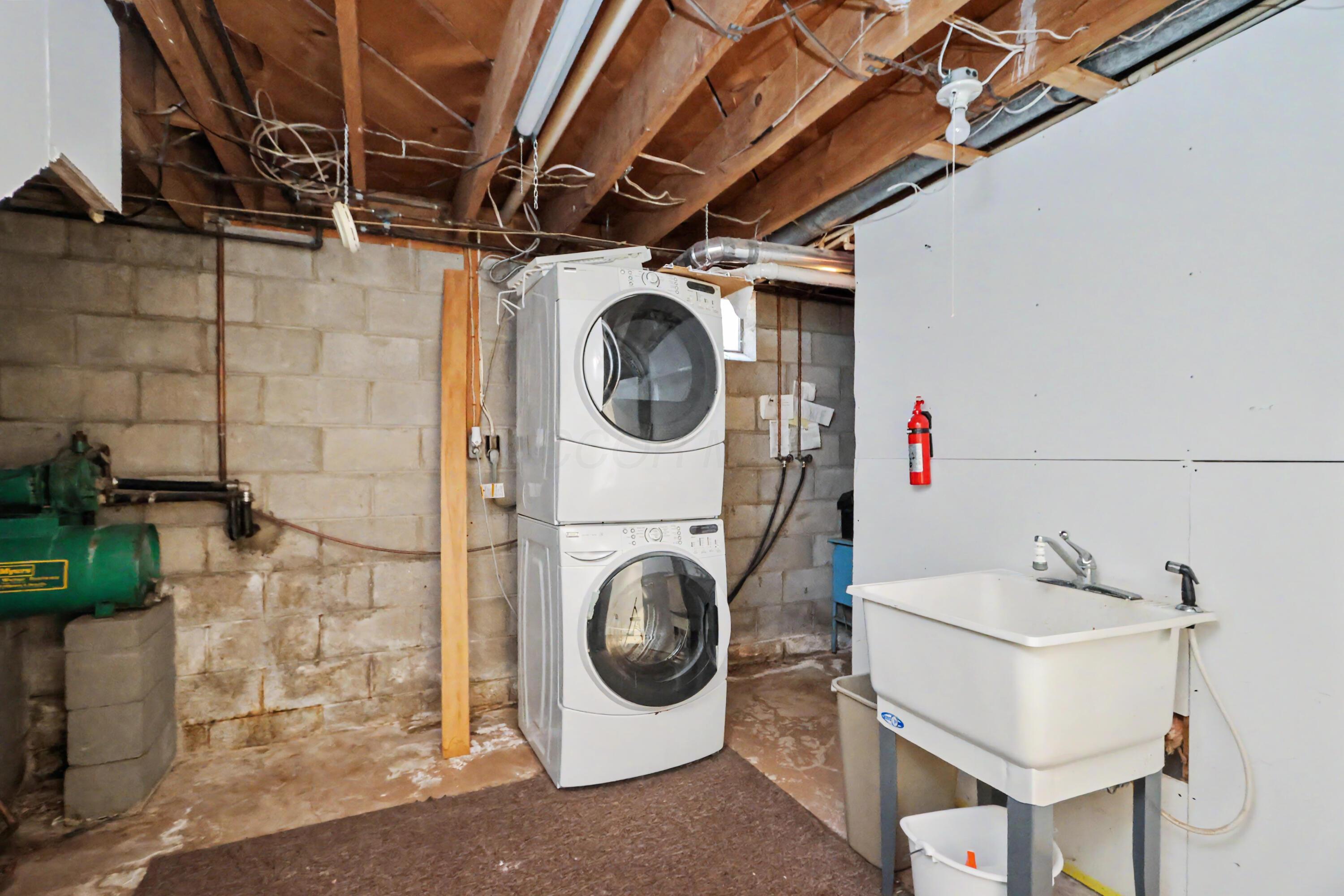 1792 Tiffin Road Property Photo 26