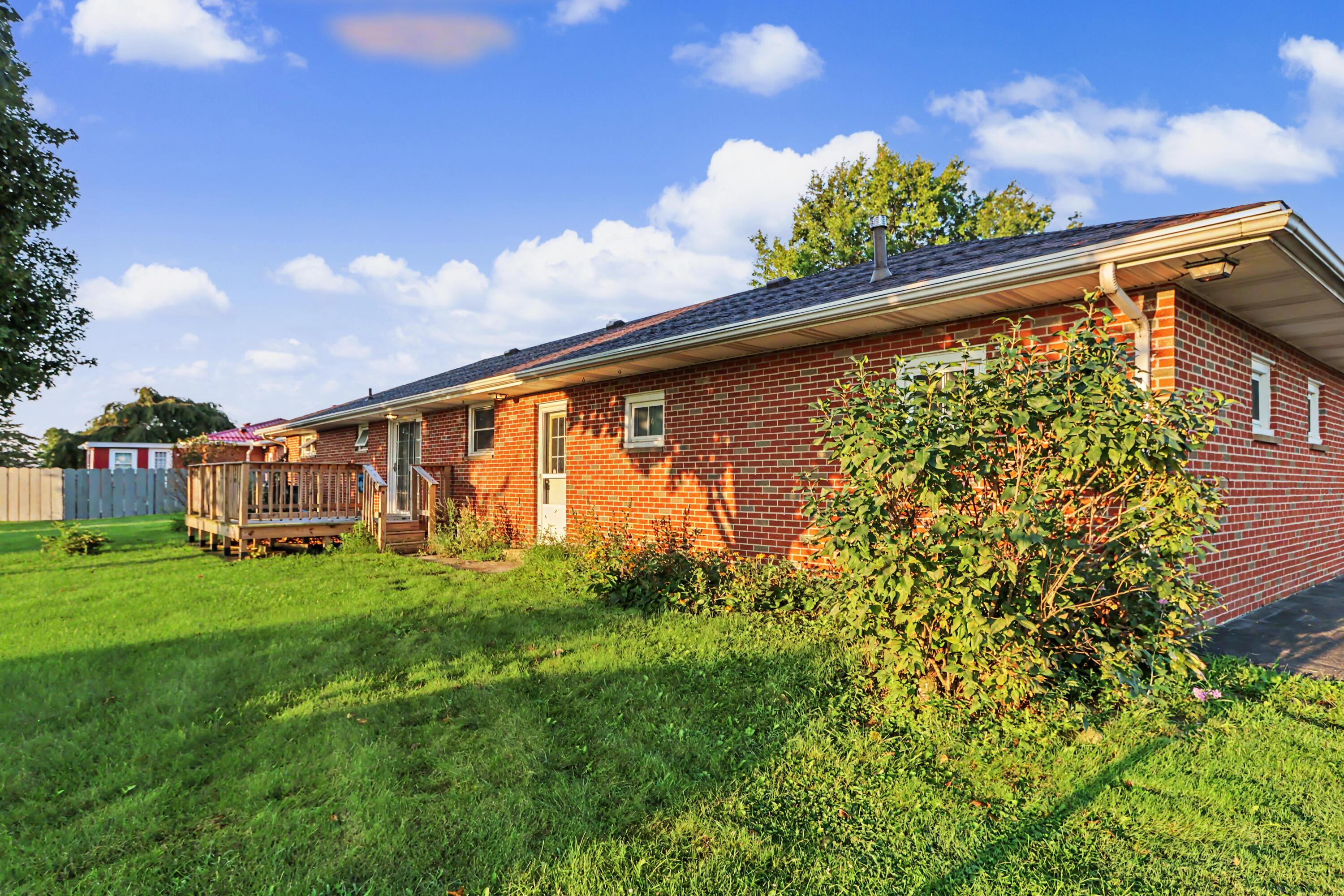 1792 Tiffin Road Property Photo 29