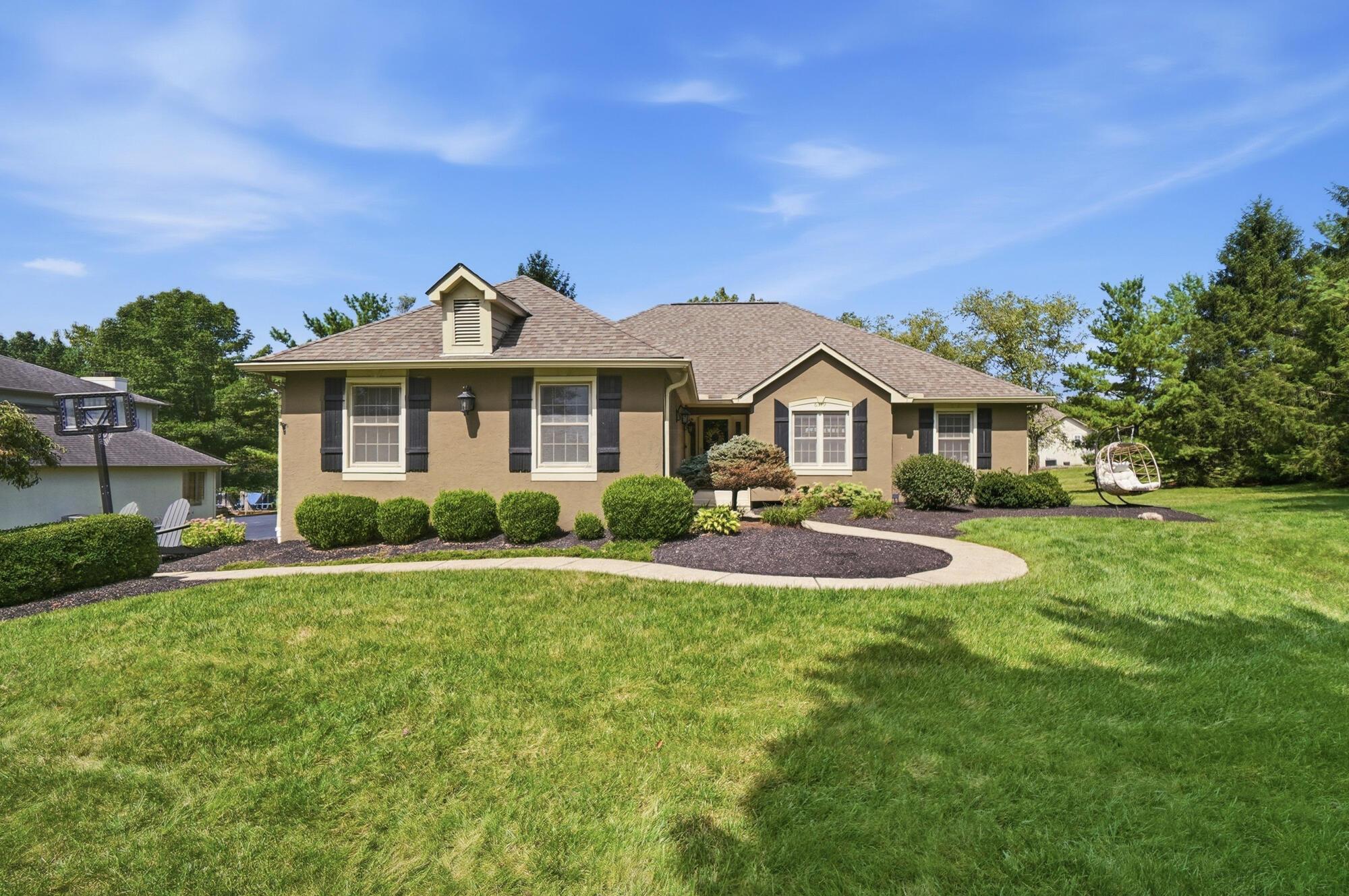 6379 Crystal Valley Drive Property Photo 3
