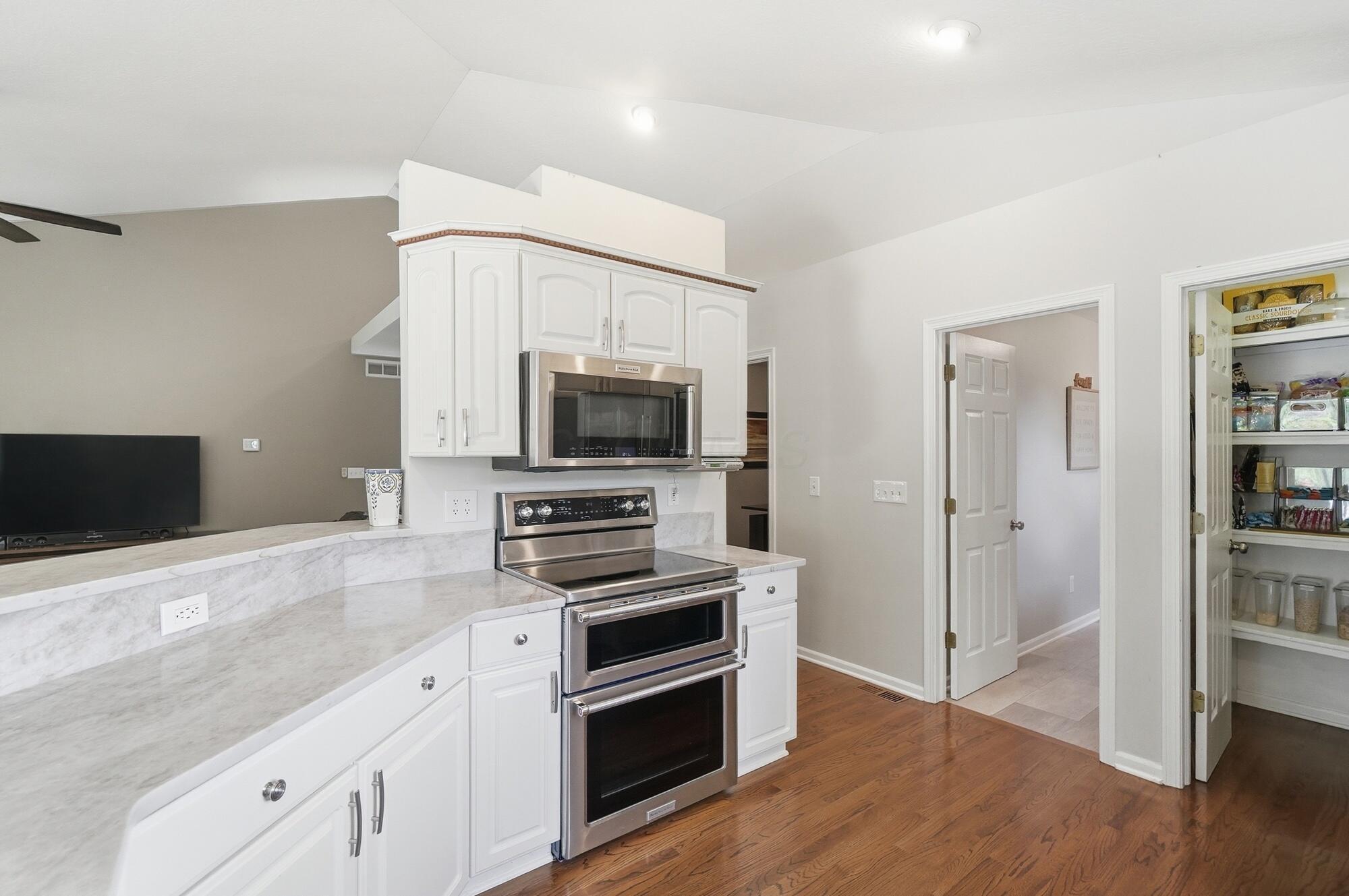6379 Crystal Valley Drive Property Photo 13