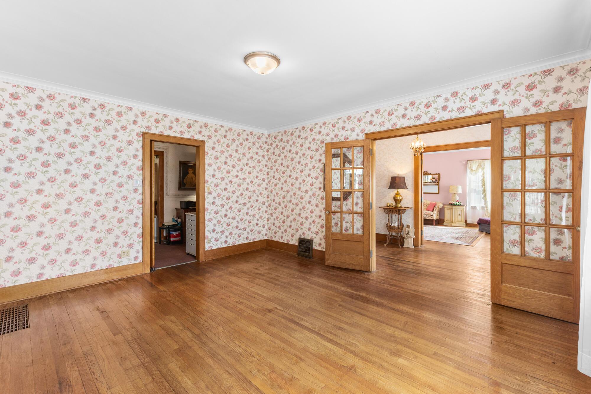 164 N Main Street Property Photo 16