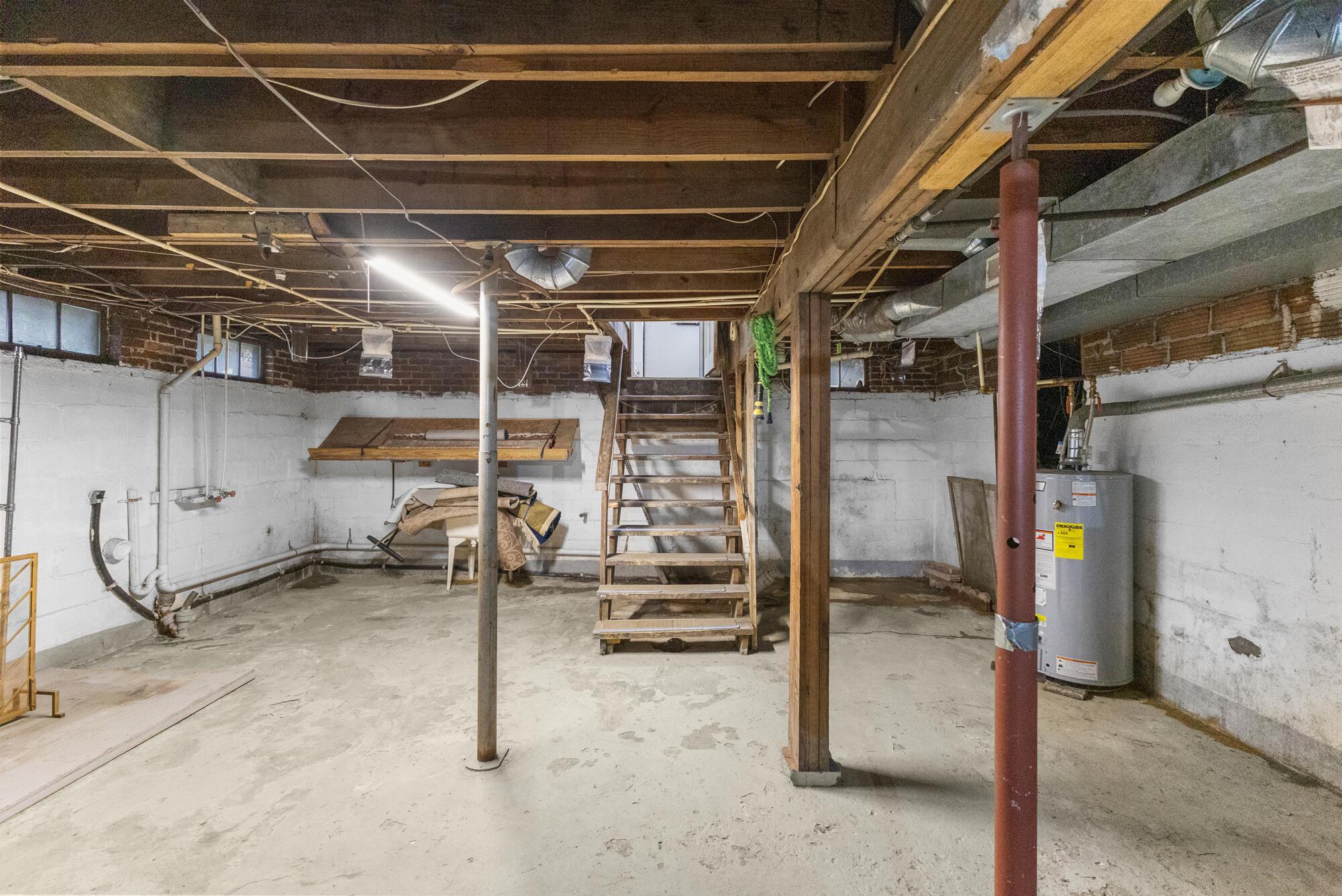 164 N Main Street Property Photo 43