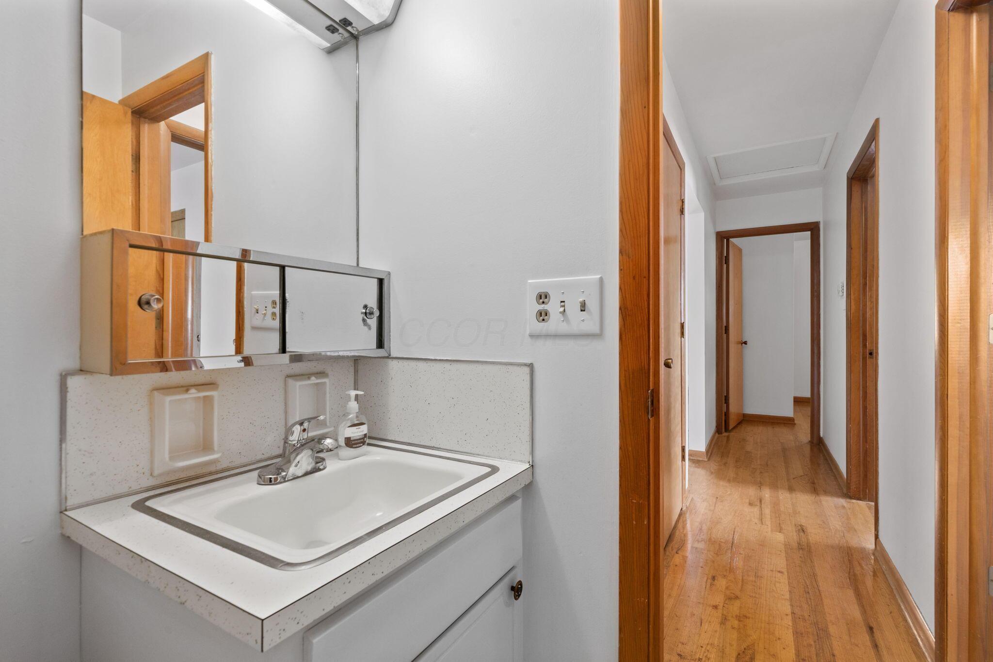 5668 Crawford Drive Property Photo 13