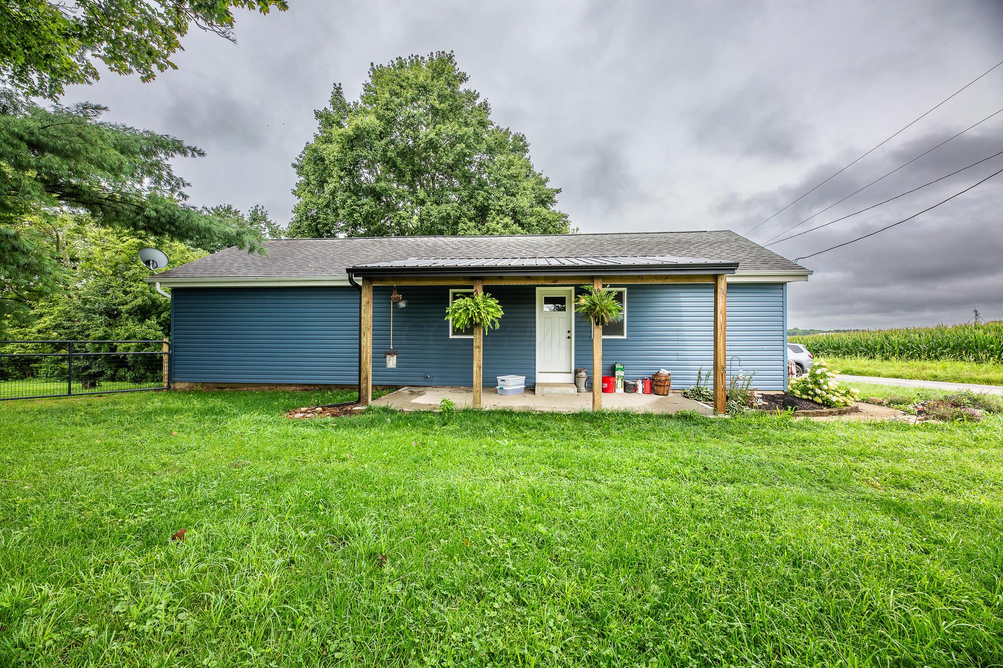 6135 Allen Road Property Photo 1