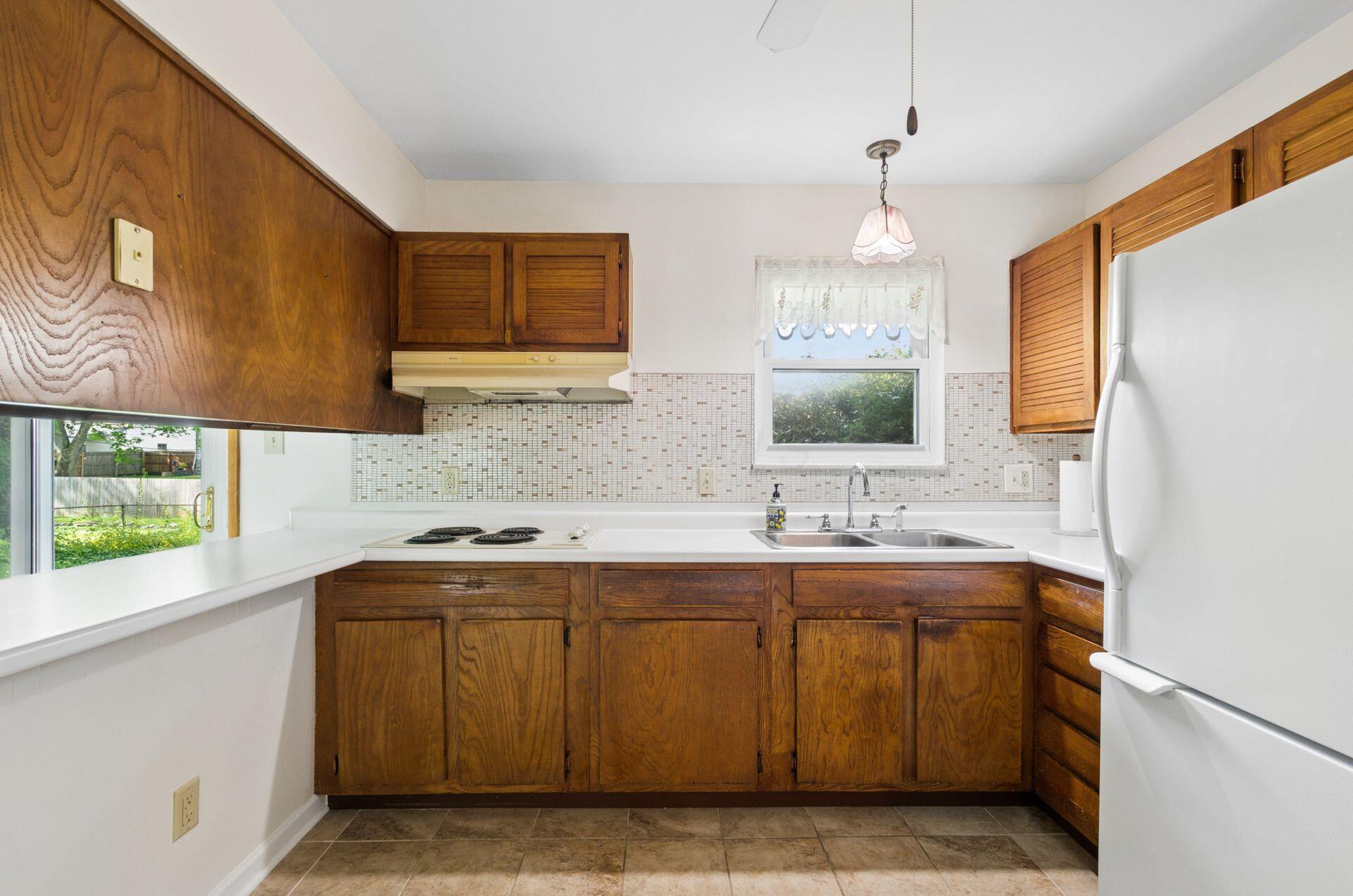 1456 Thurell Road Property Photo 14