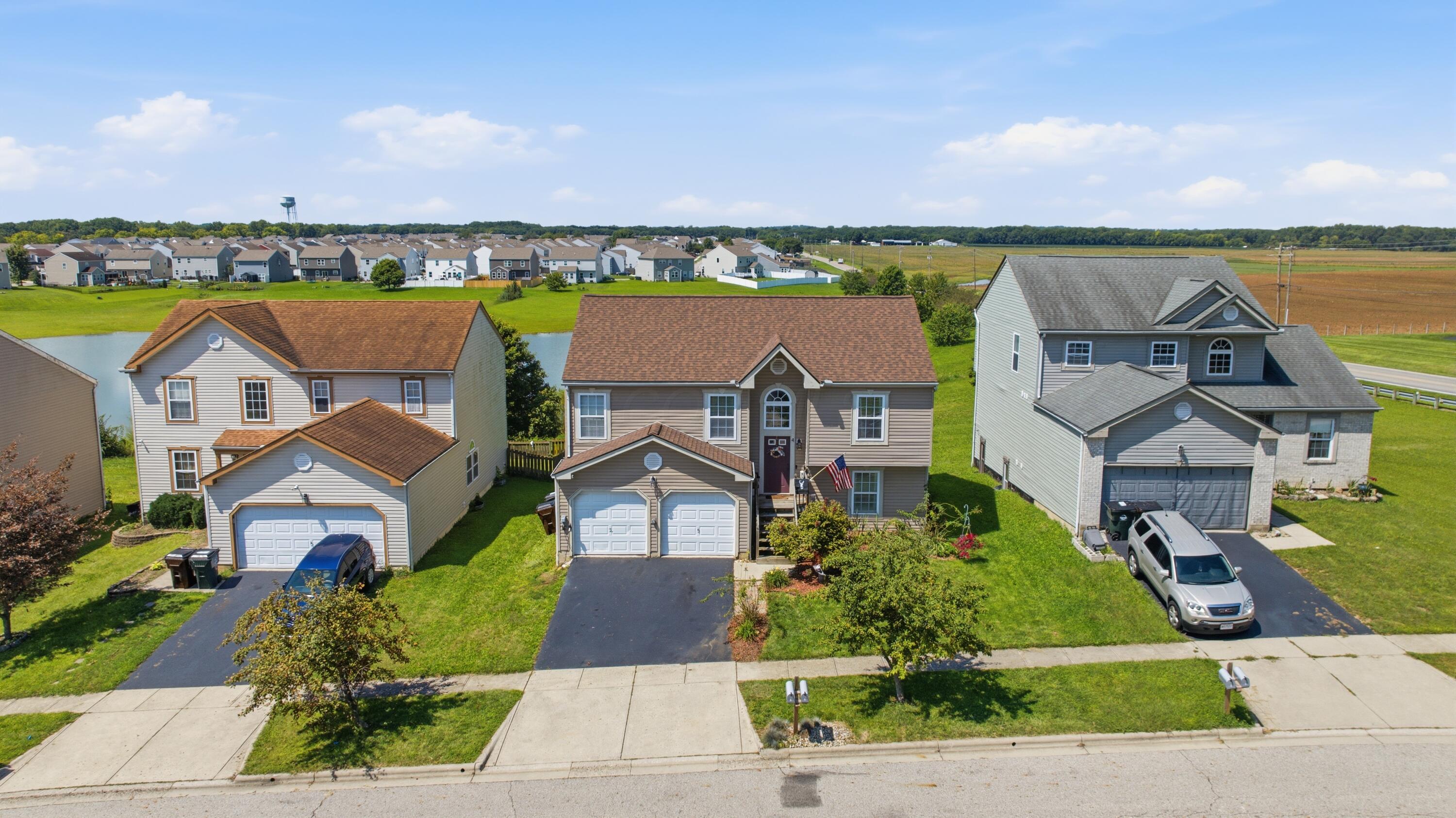 4 Danielson Circle Property Photo 3