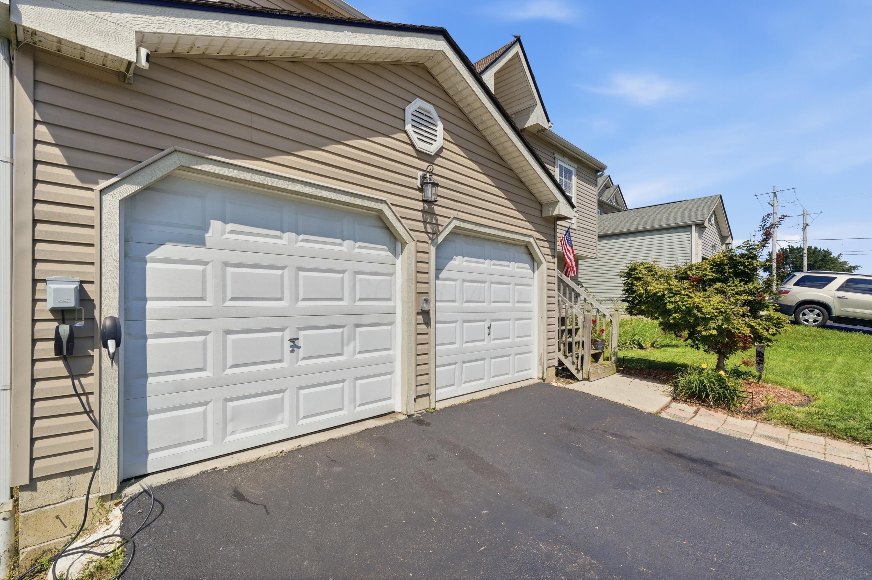 4 Danielson Circle Property Photo 4