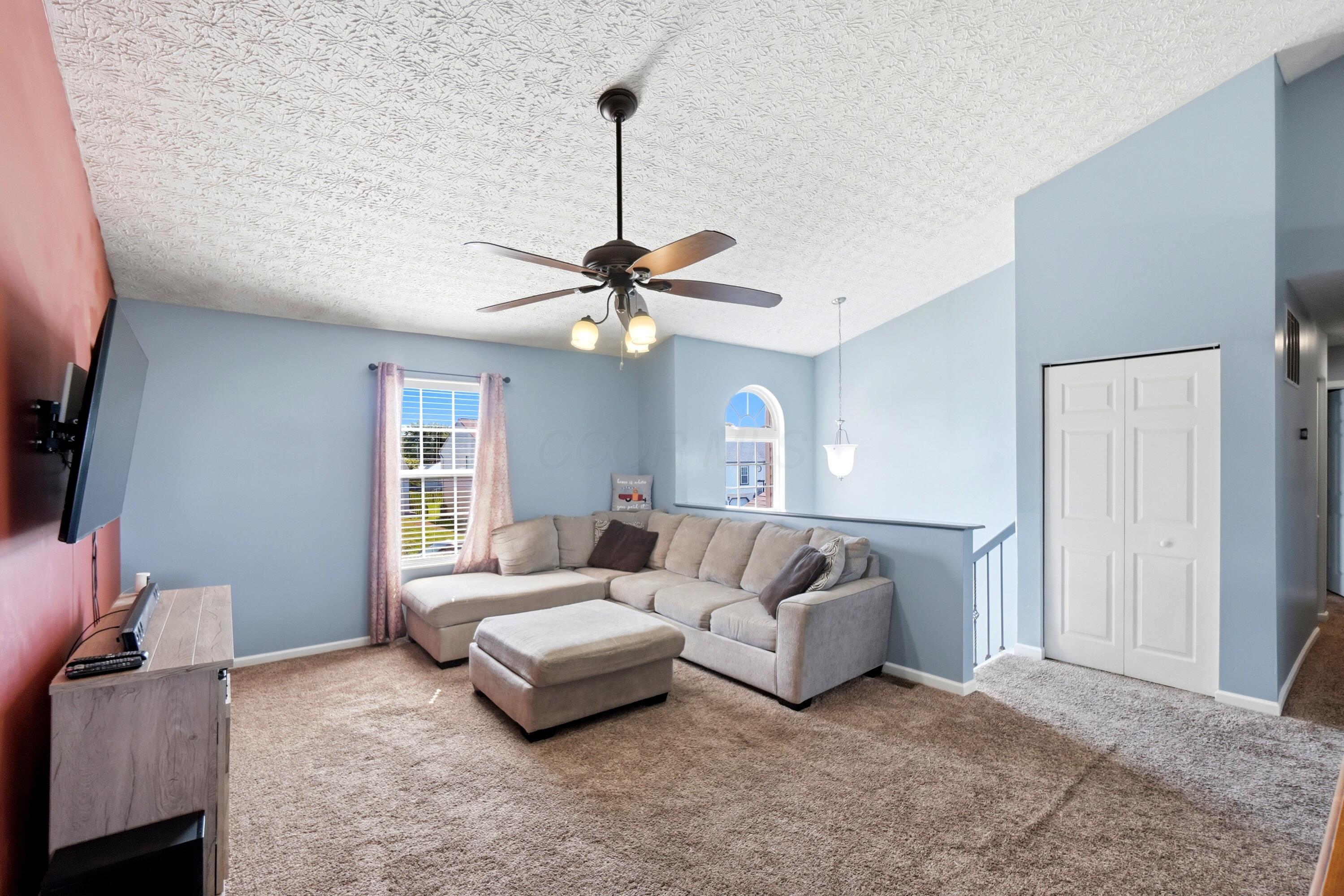 4 Danielson Circle Property Photo 8