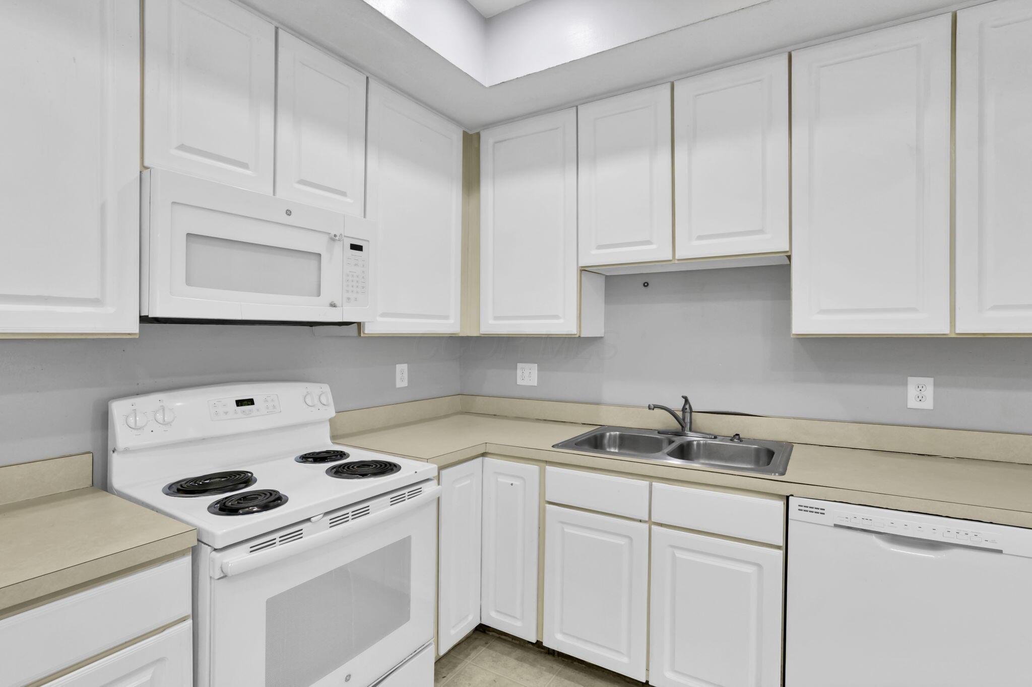 2272 Cove Landing Property Photo 11