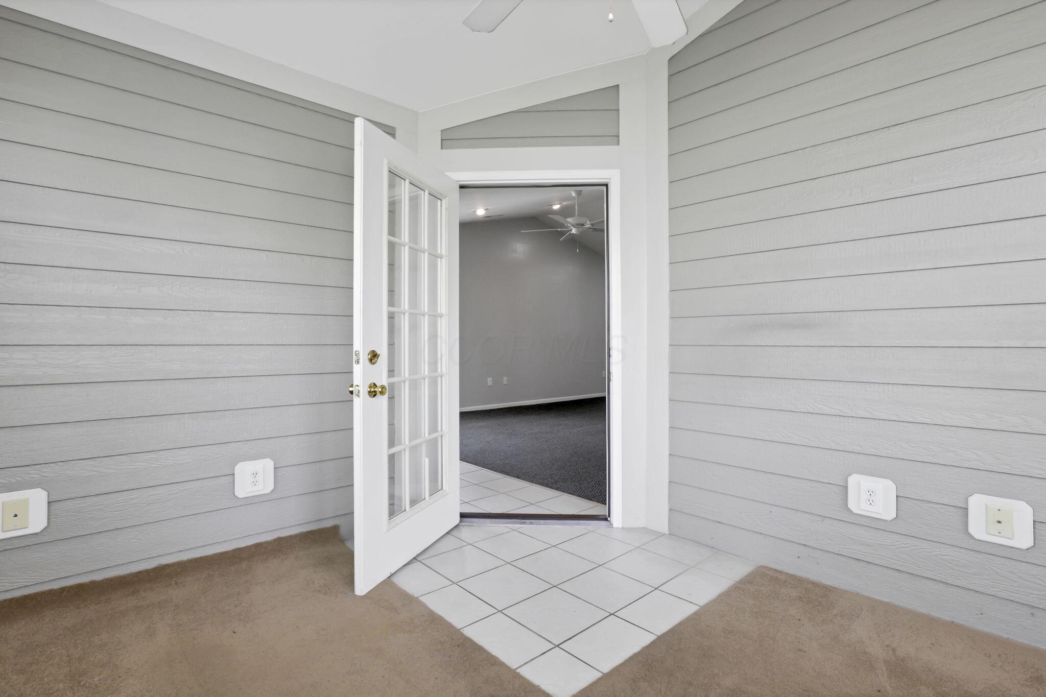2272 Cove Landing Property Photo 16