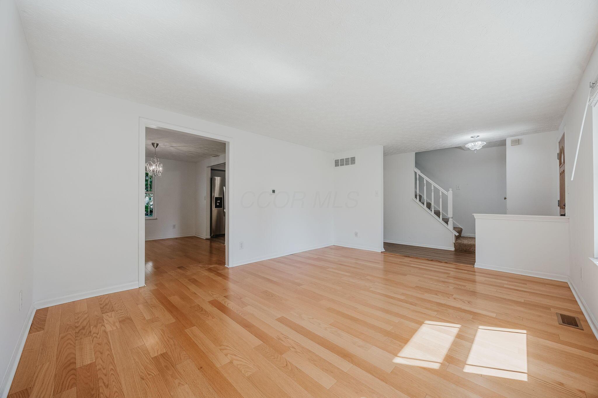 5298 Predmore Place Property Photo 9