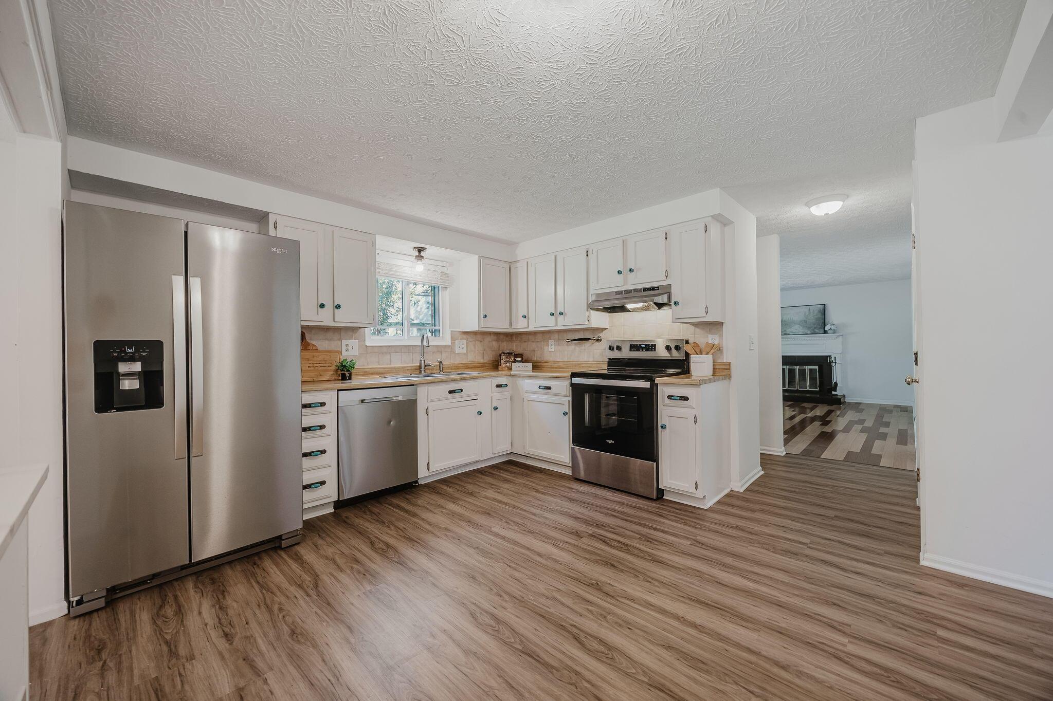 5298 Predmore Place Property Photo 15