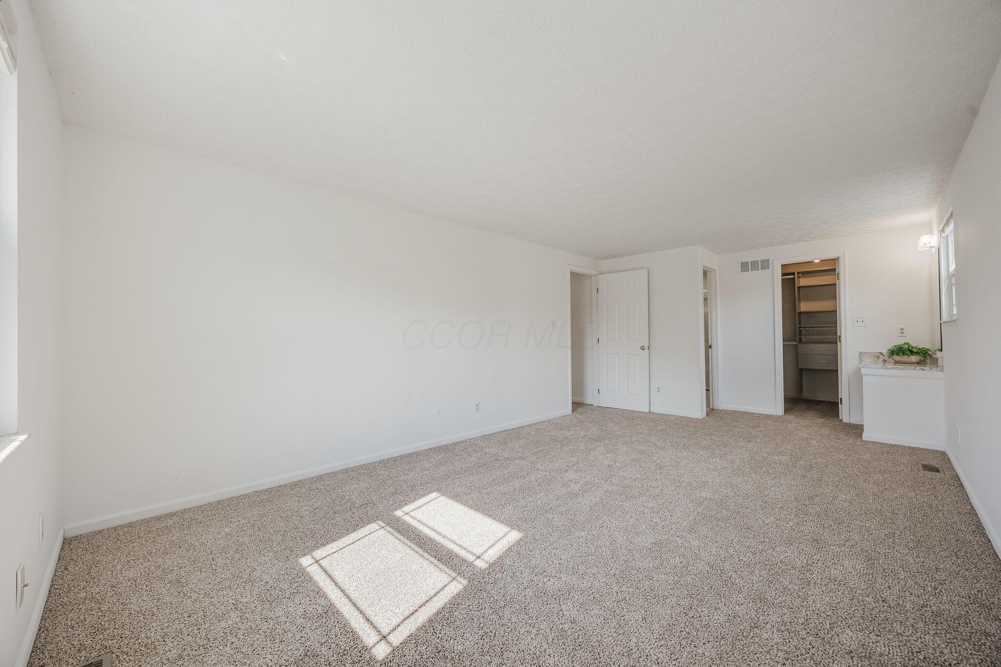 5298 Predmore Place Property Photo 27