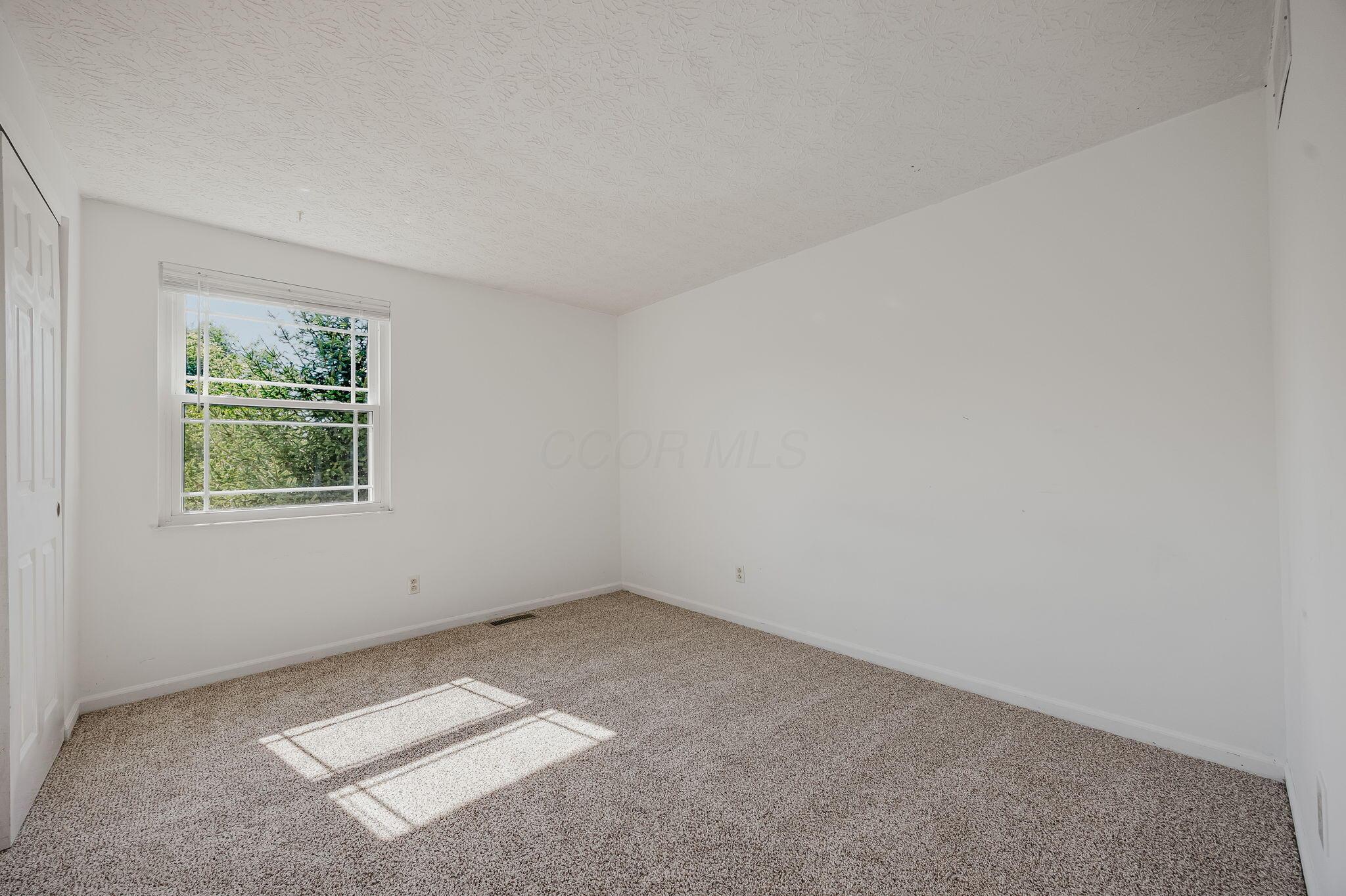 5298 Predmore Place Property Photo 31