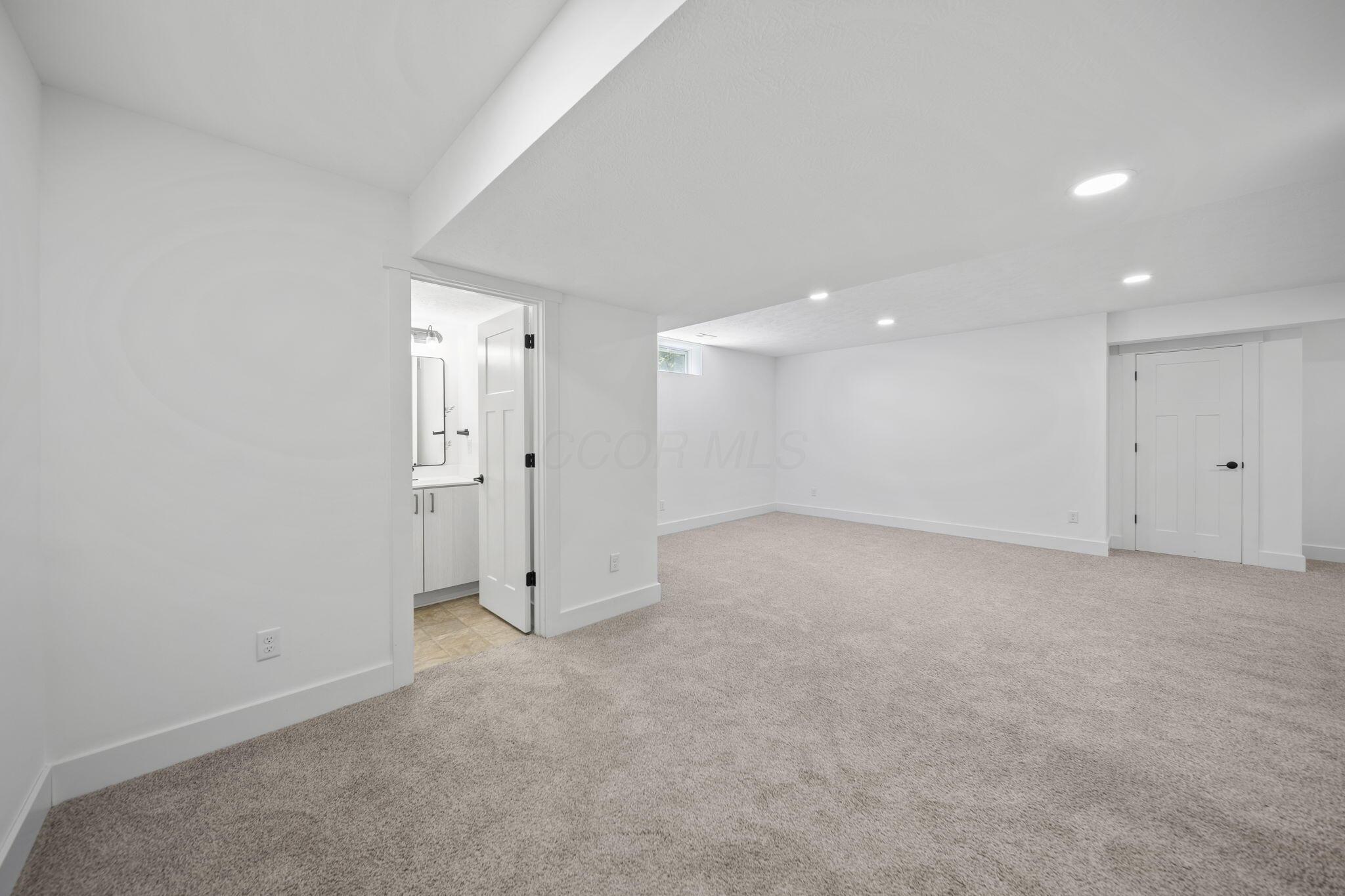 545 Parker Run Property Photo 73