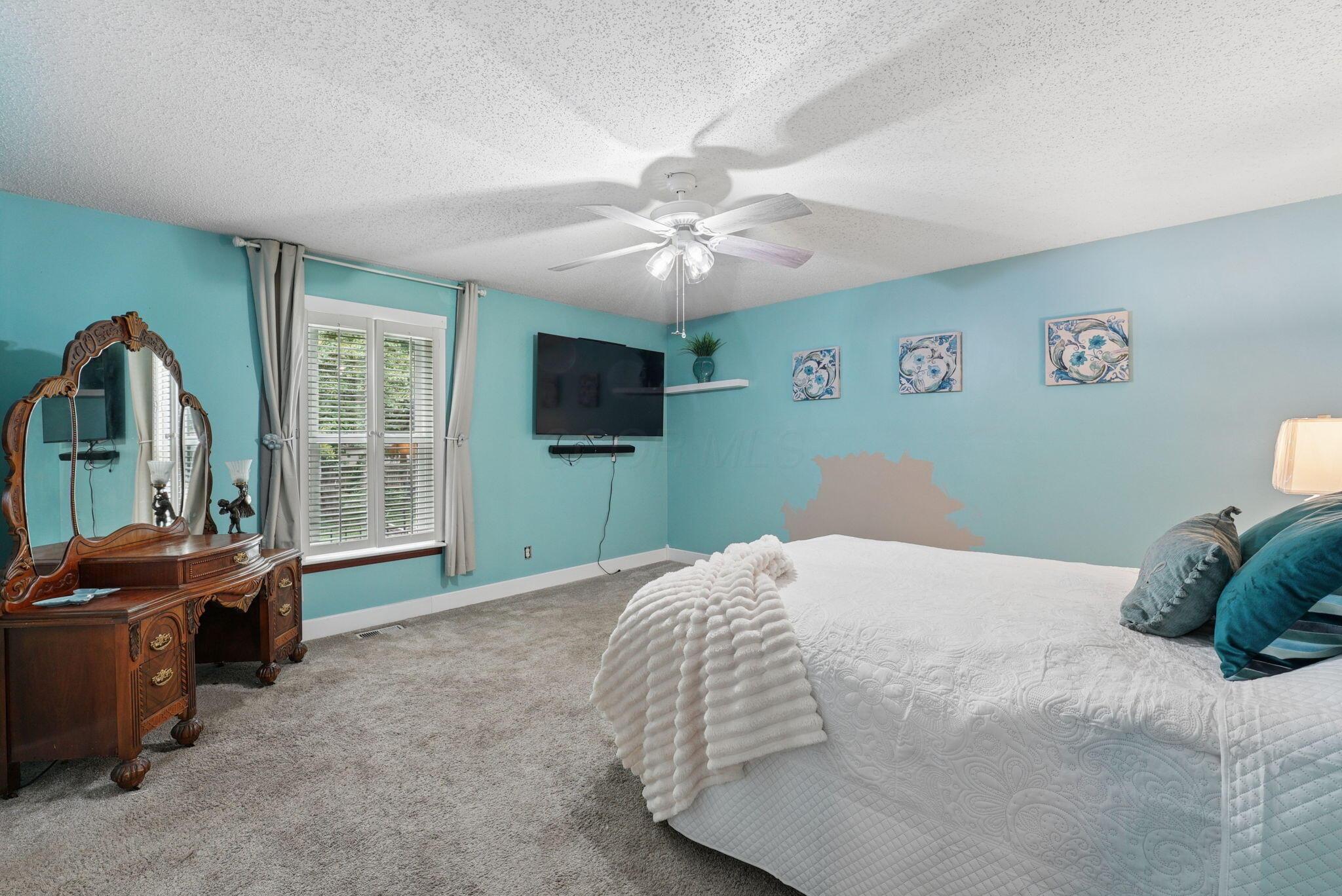 2400 Yuma Drive Property Photo 15
