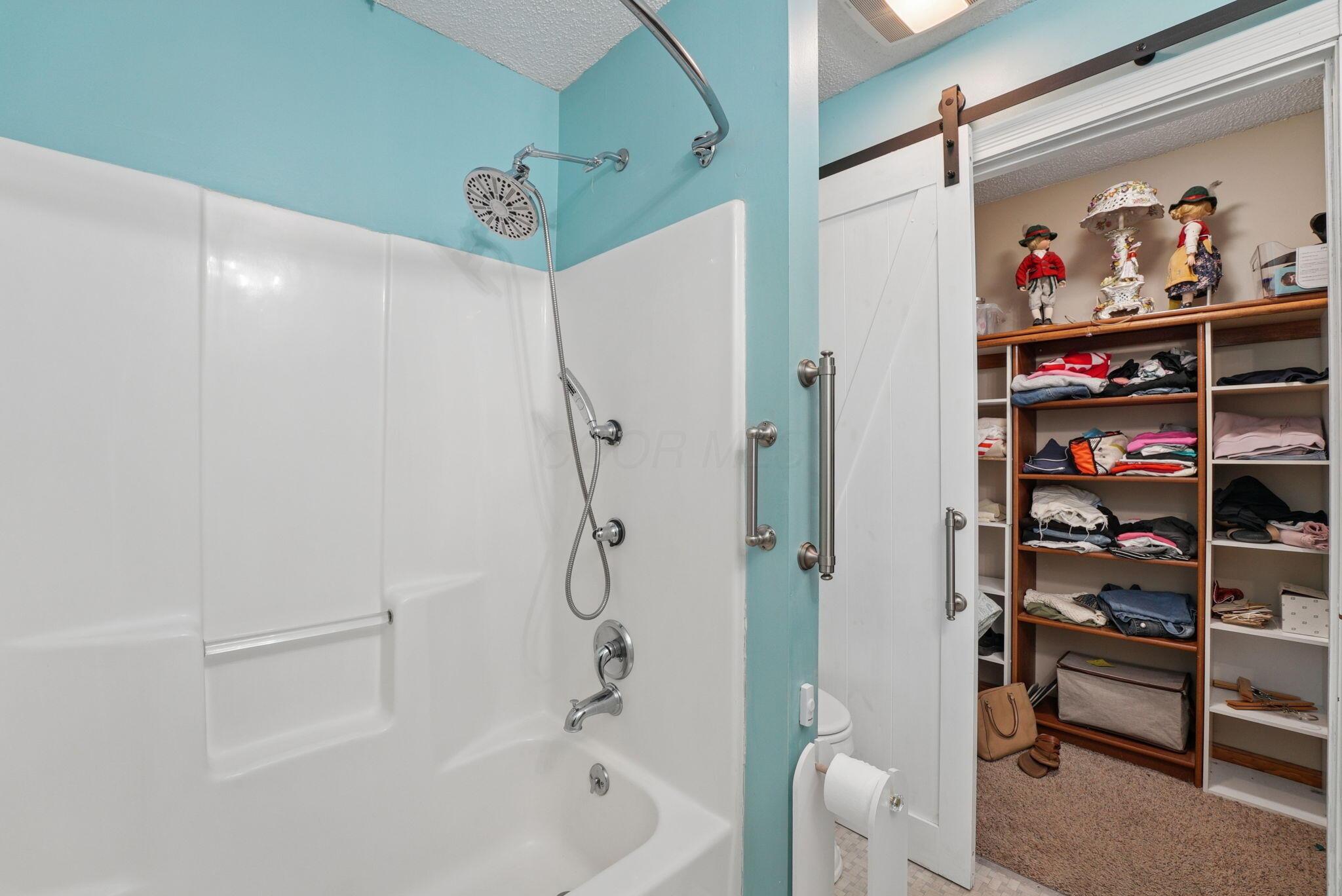 2400 Yuma Drive Property Photo 17