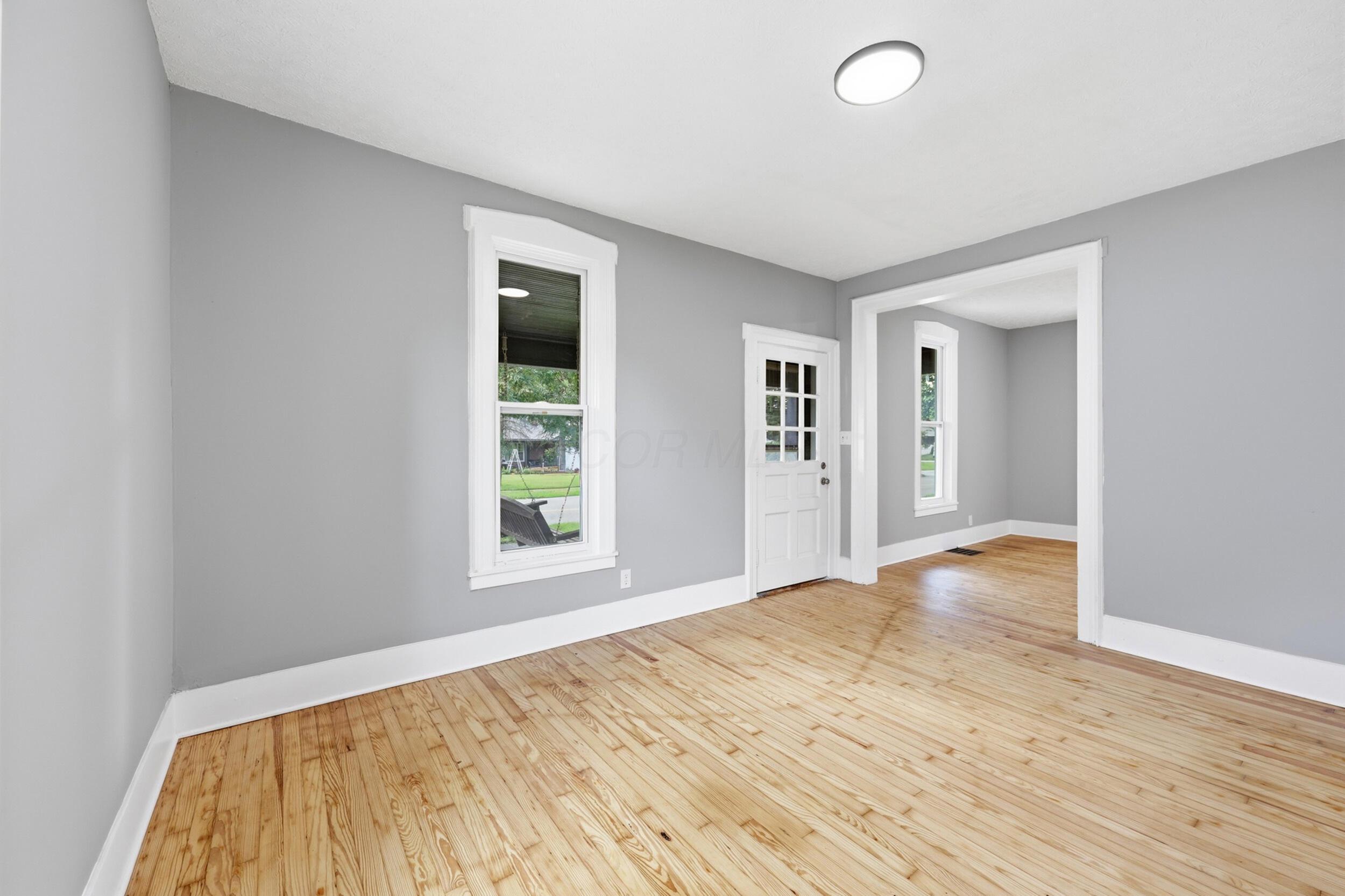 629 E Columbus Avenue Property Photo 8