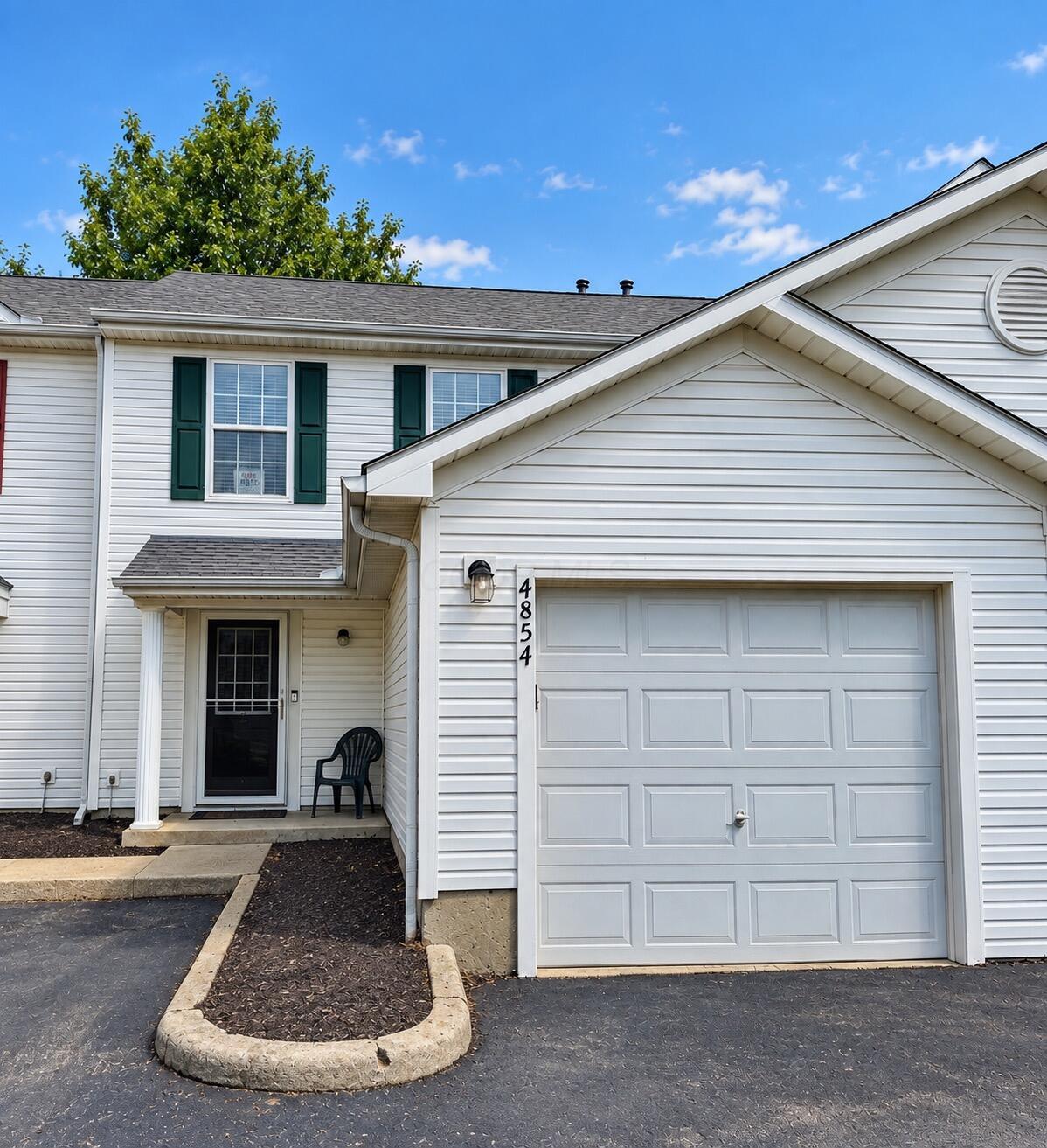4854 Brice Pond Drive Property Photo 1