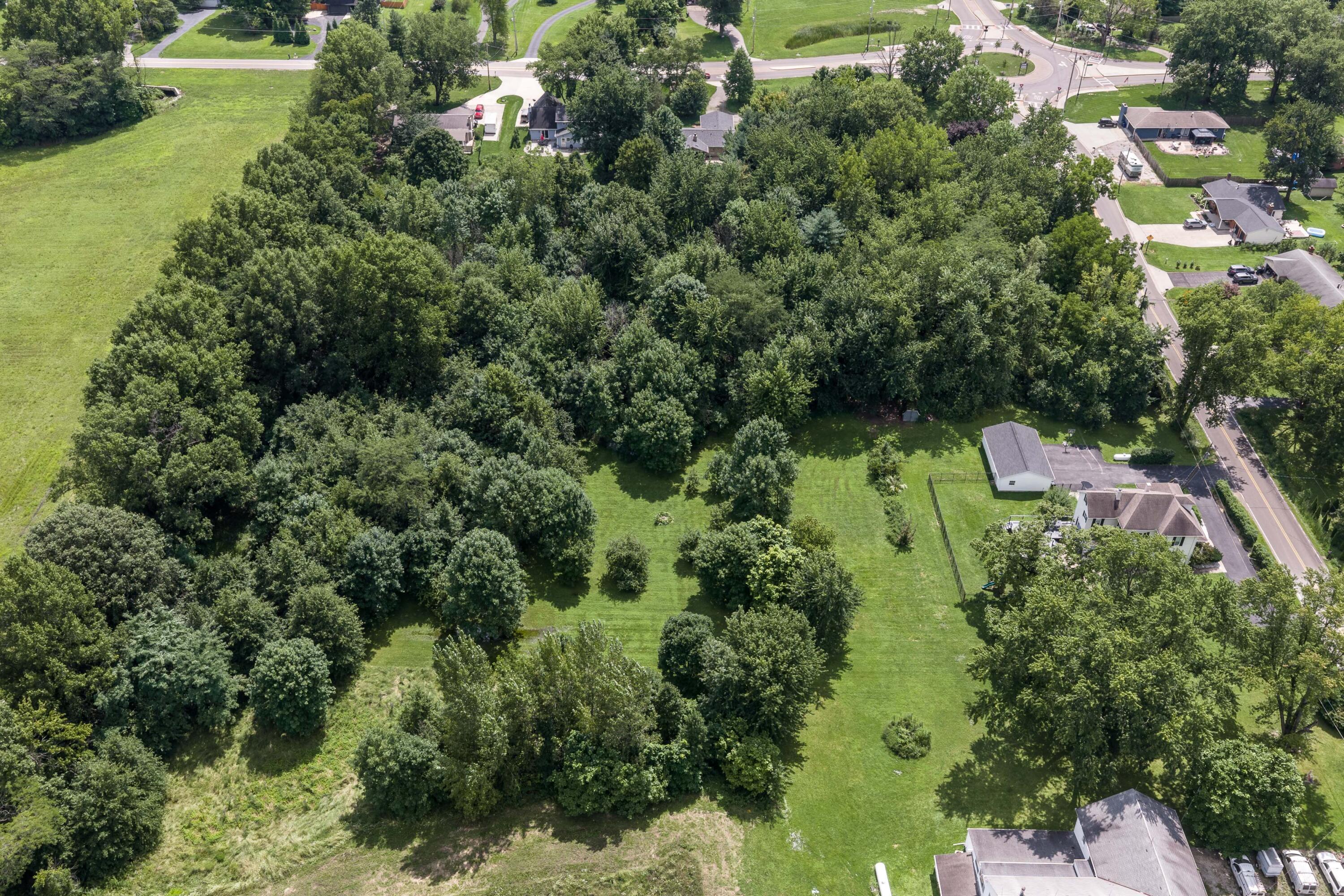 4906 Babbitt Road Property Photo 12