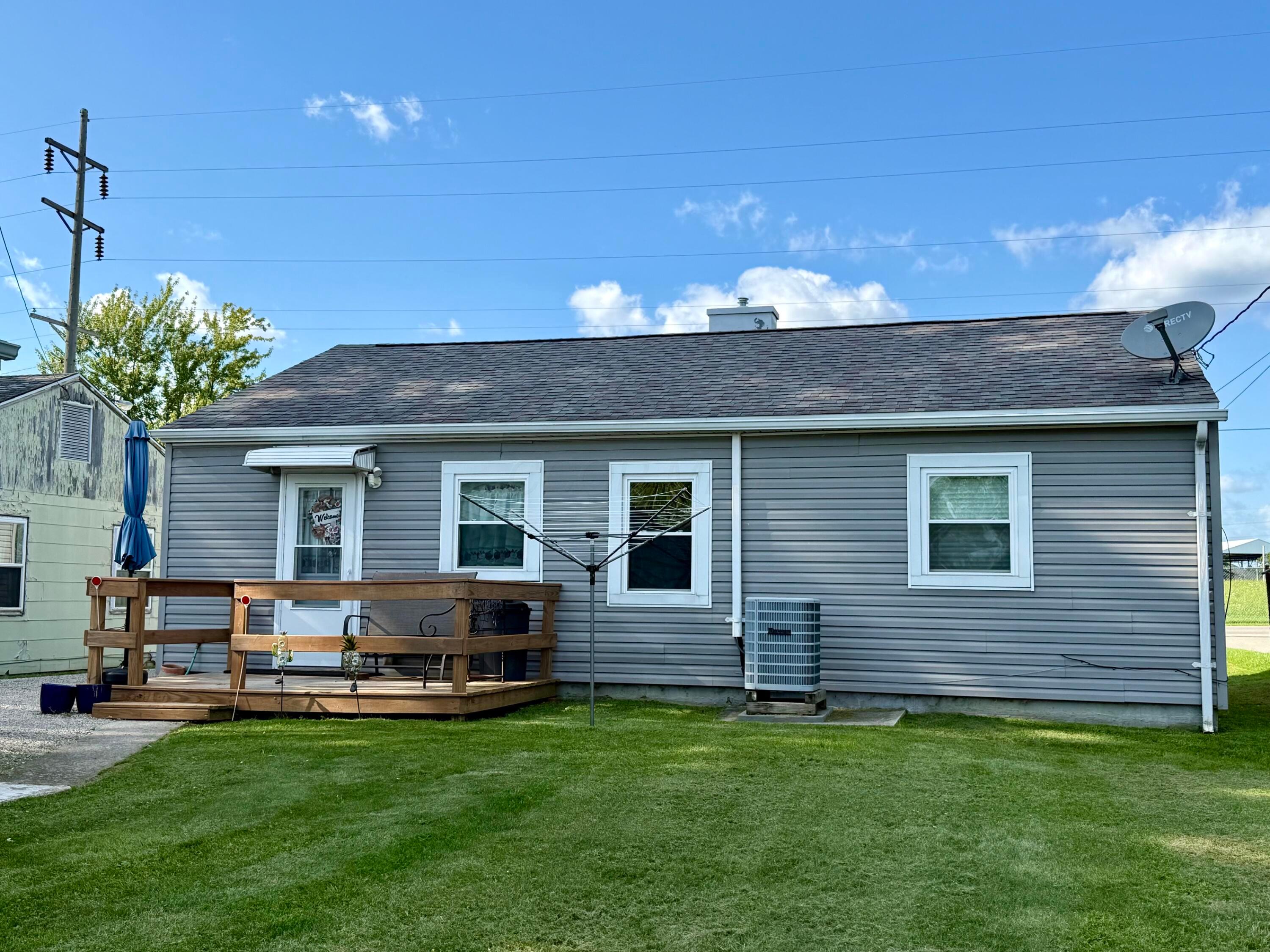 1427 E Southern Avenue Property Photo 3
