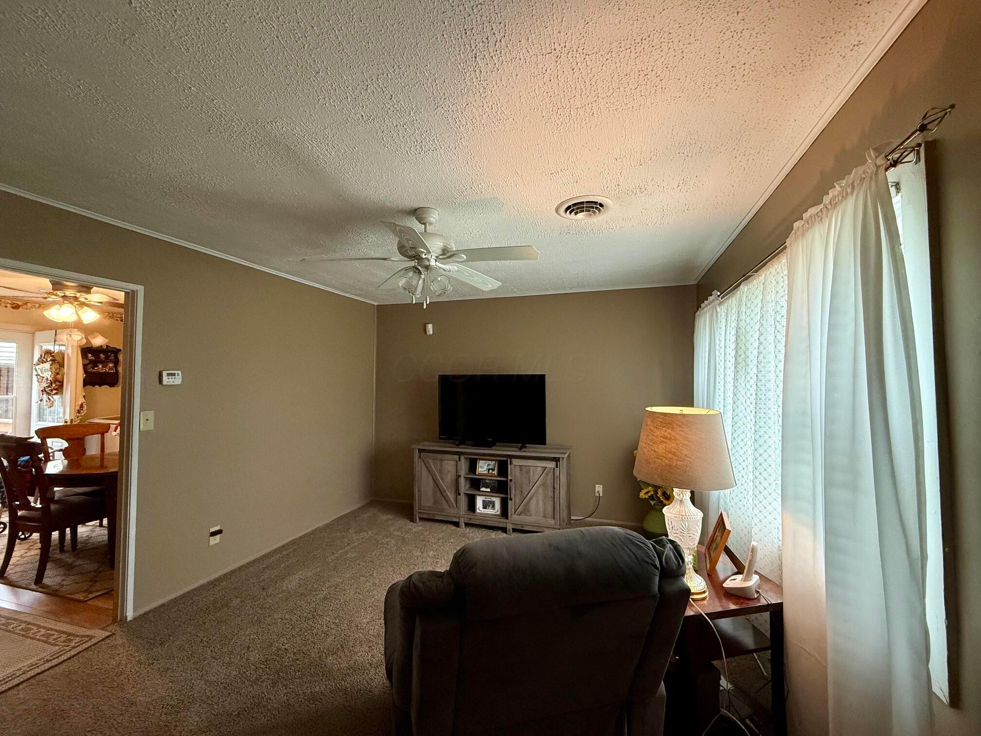 1427 E Southern Avenue Property Photo 6