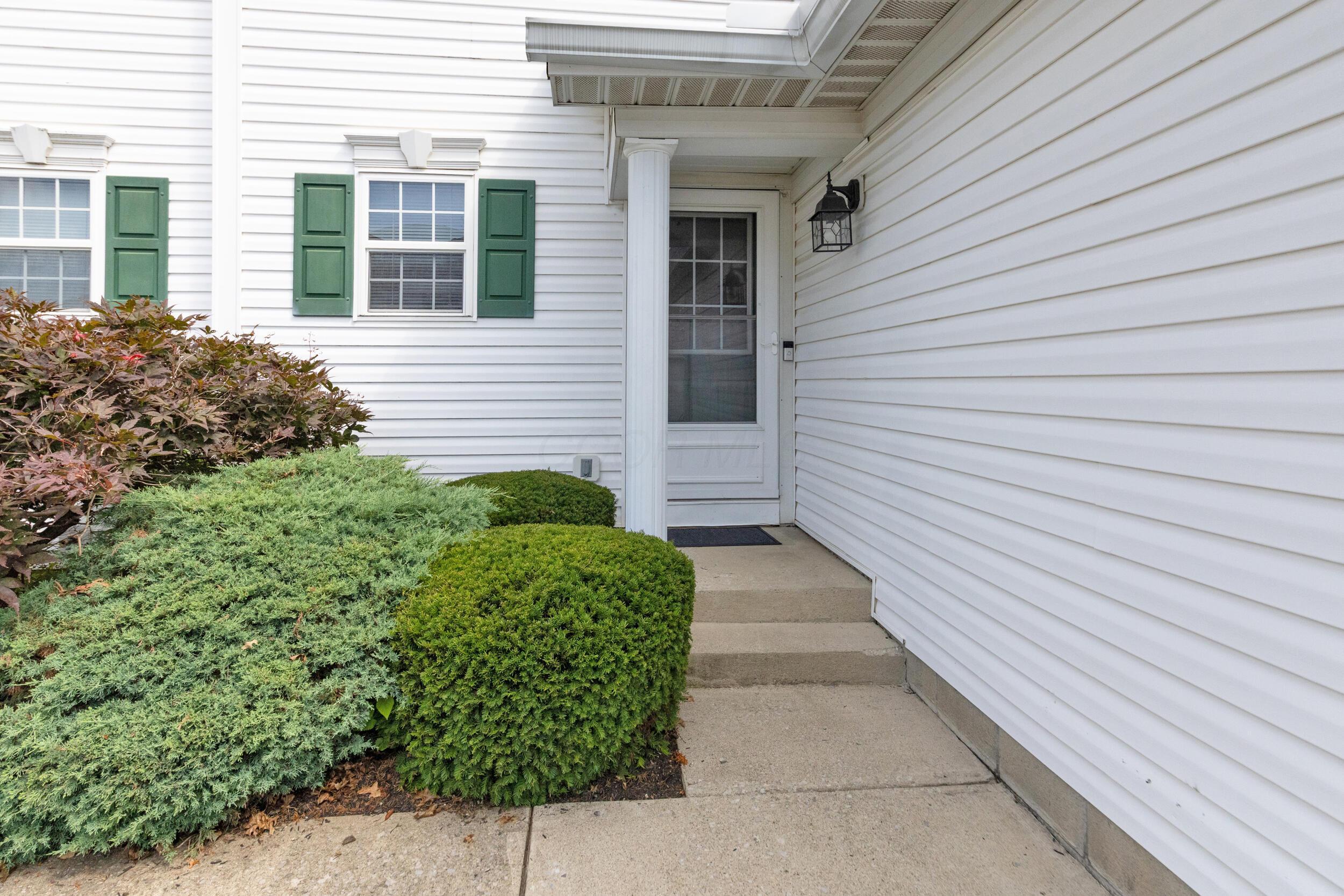 1967 Bashan Drive, 82d Property Photo 2