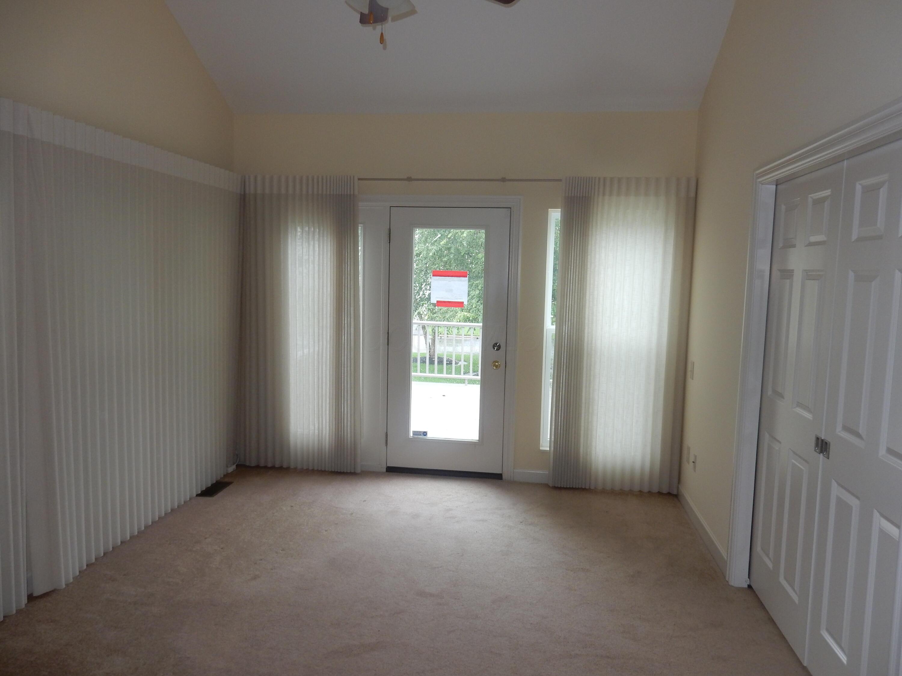 144 Tinley Park Circle Property Photo 5