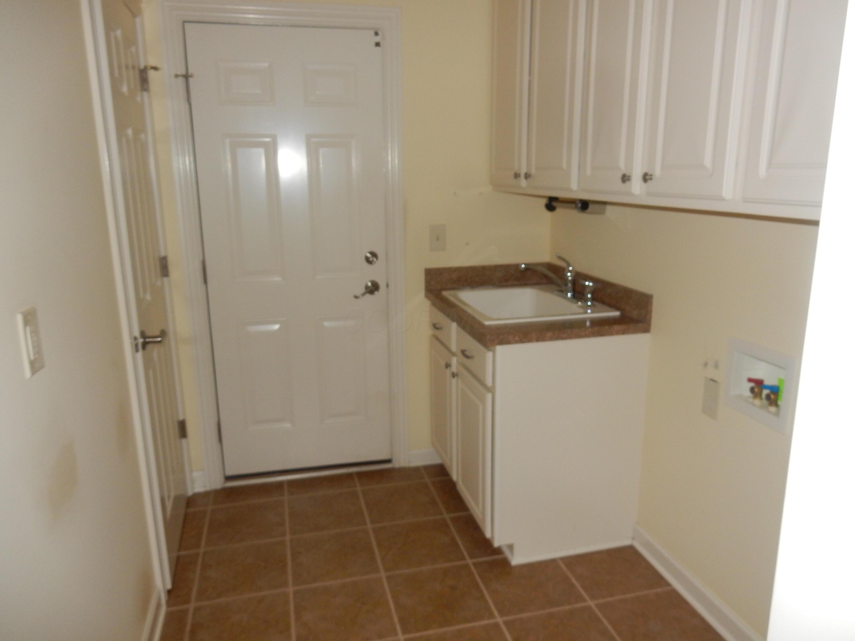 144 Tinley Park Circle Property Photo 13