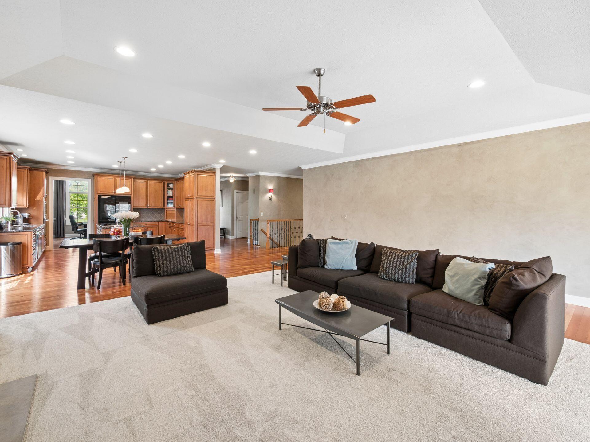 271 Tara Glen Drive Property Photo 11
