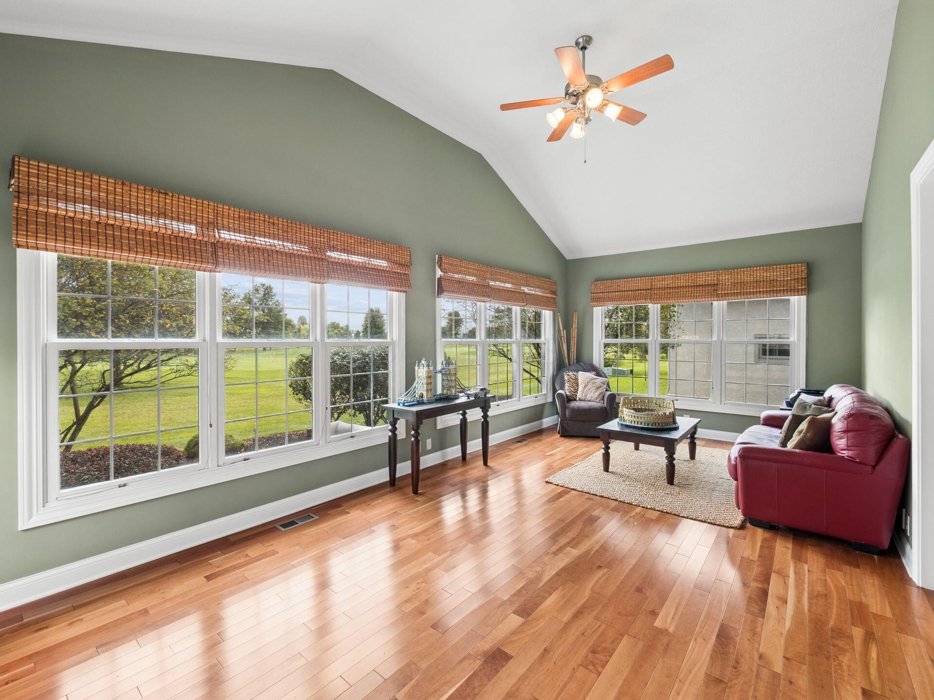 271 Tara Glen Drive Property Photo 15
