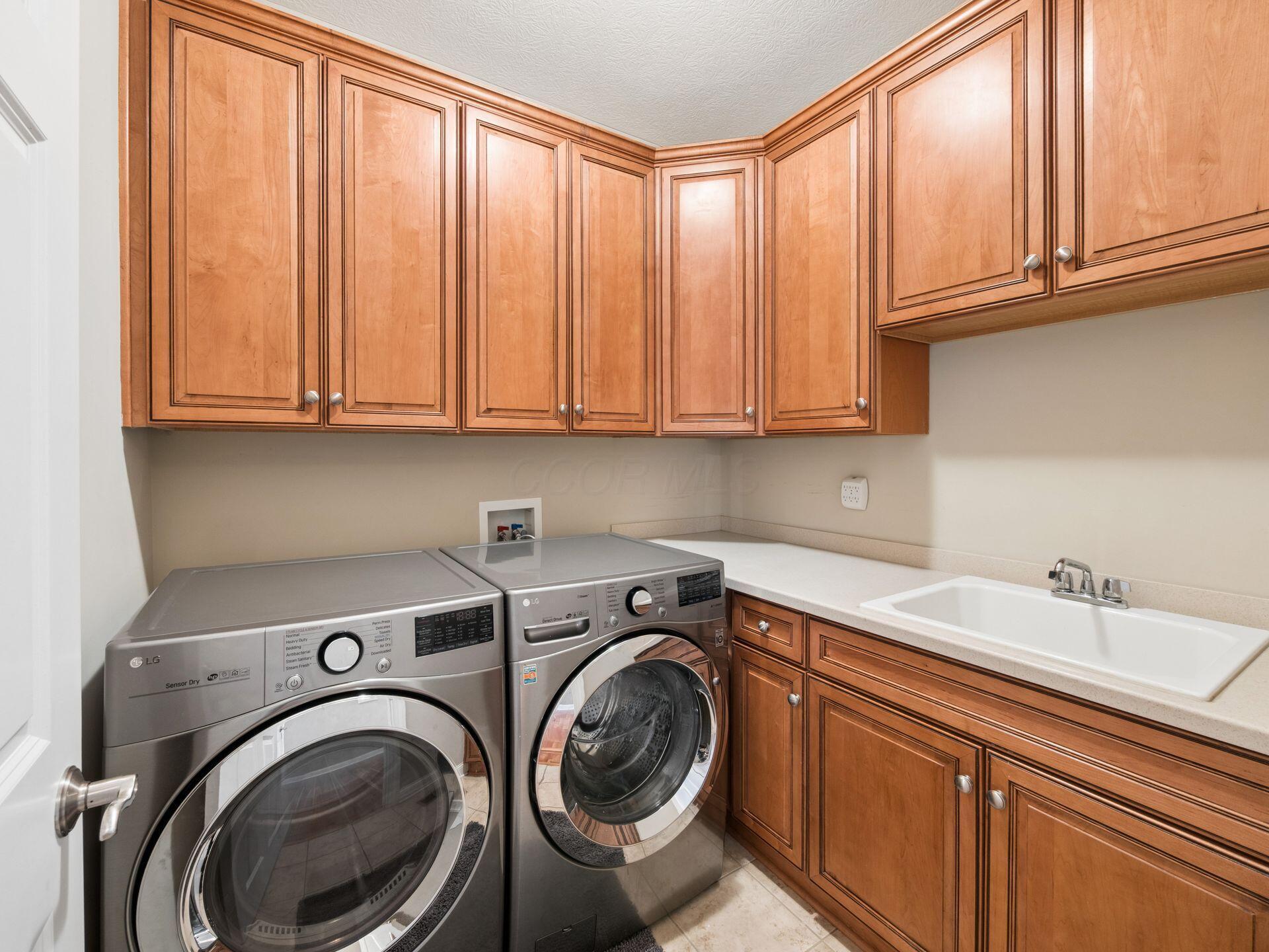 271 Tara Glen Drive Property Photo 27