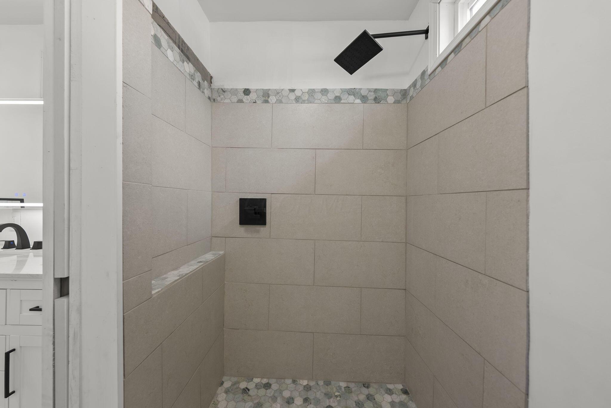 348 Wilson Avenue Property Photo 25