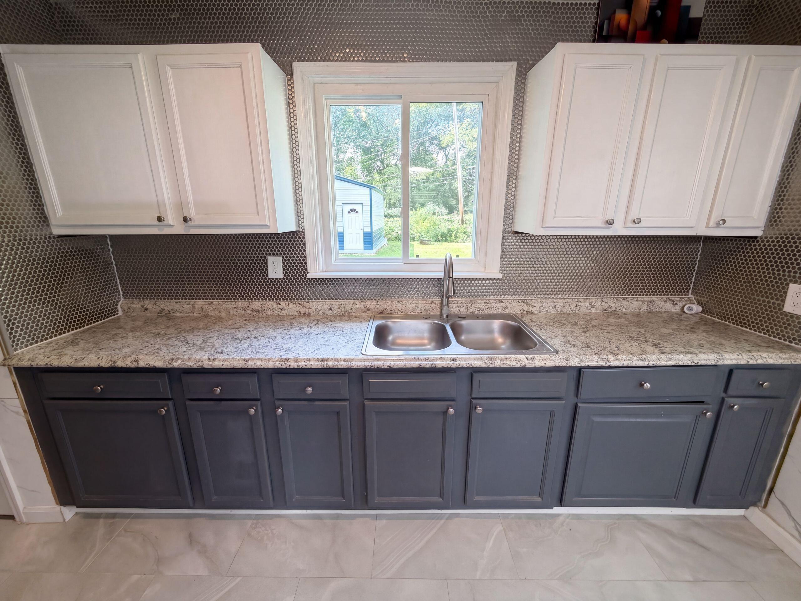 601 Rhoads Avenue Property Photo 6