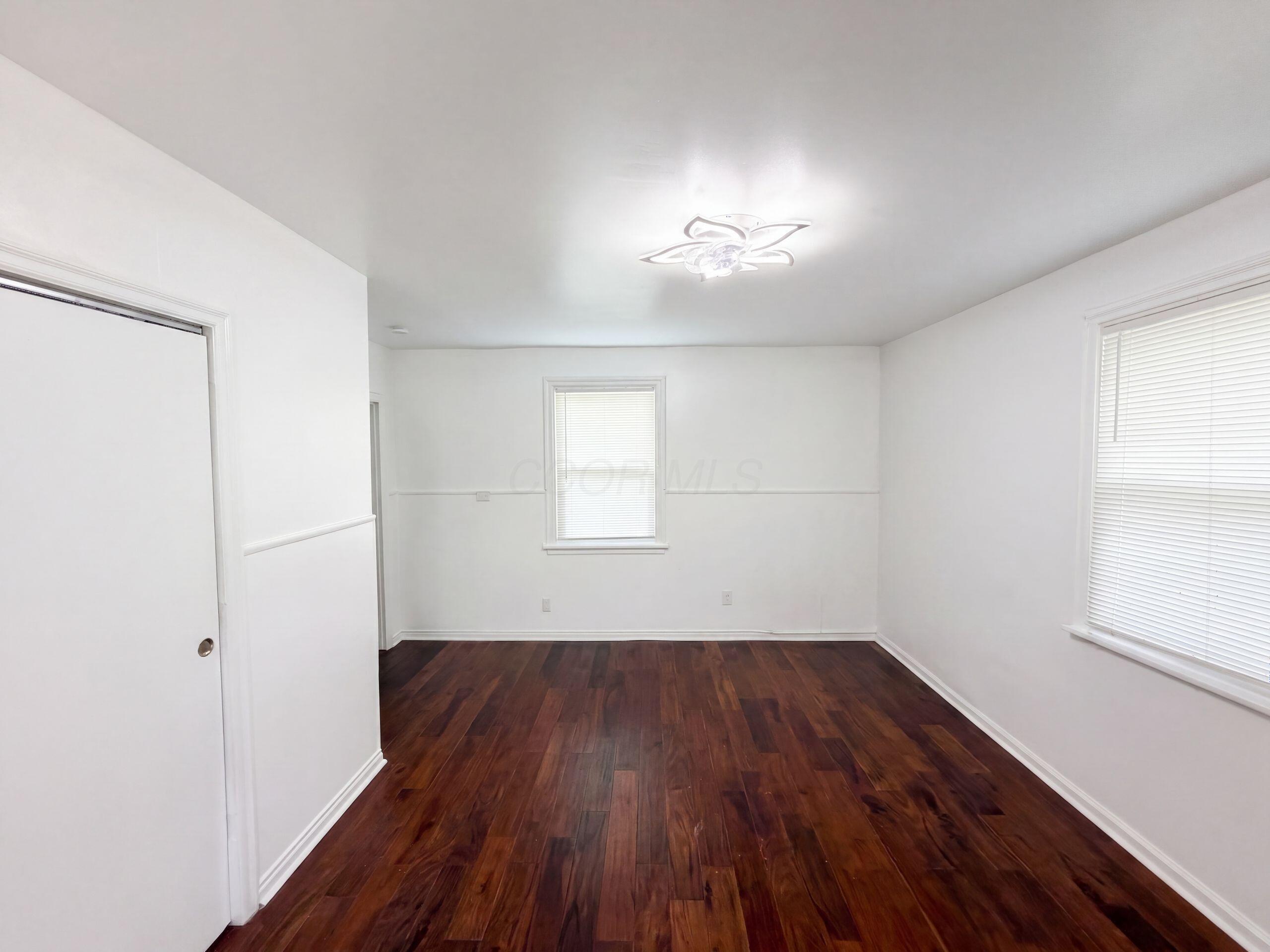 601 Rhoads Avenue Property Photo 10