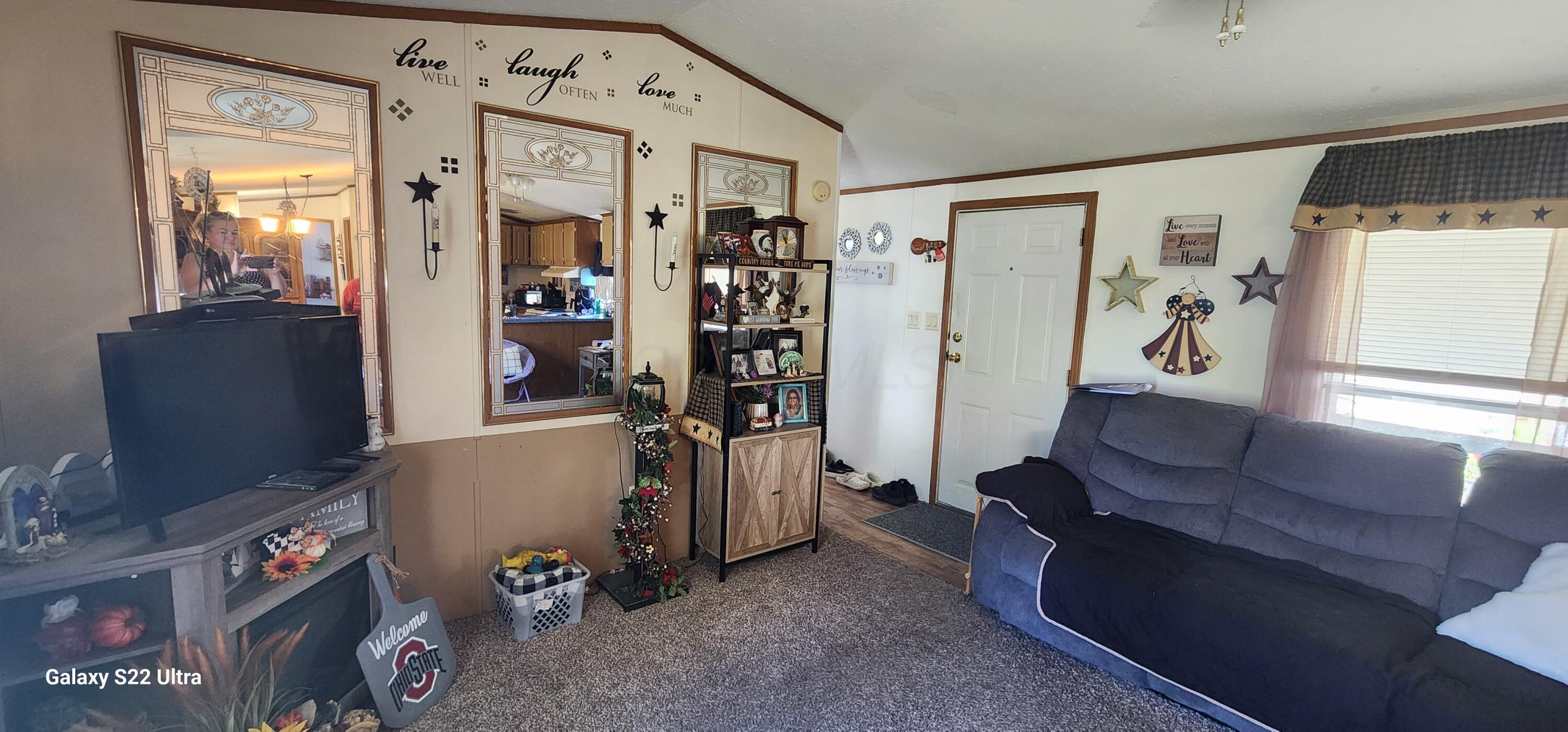 189 Parklawn Drive Property Photo 7