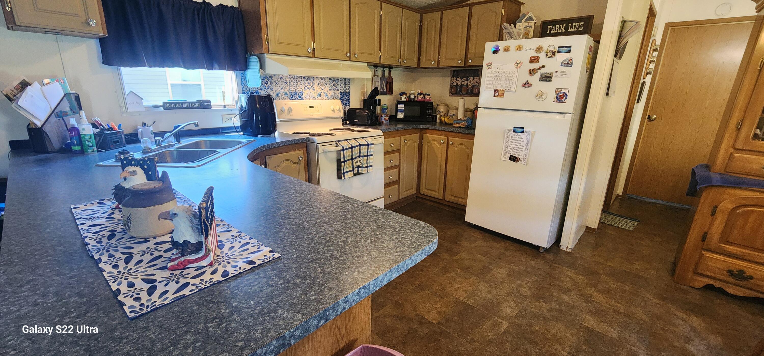 189 Parklawn Drive Property Photo 12