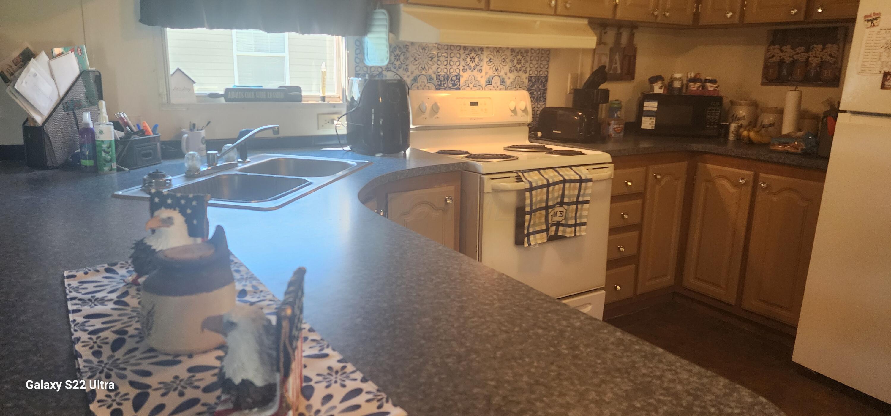 189 Parklawn Drive Property Photo 13