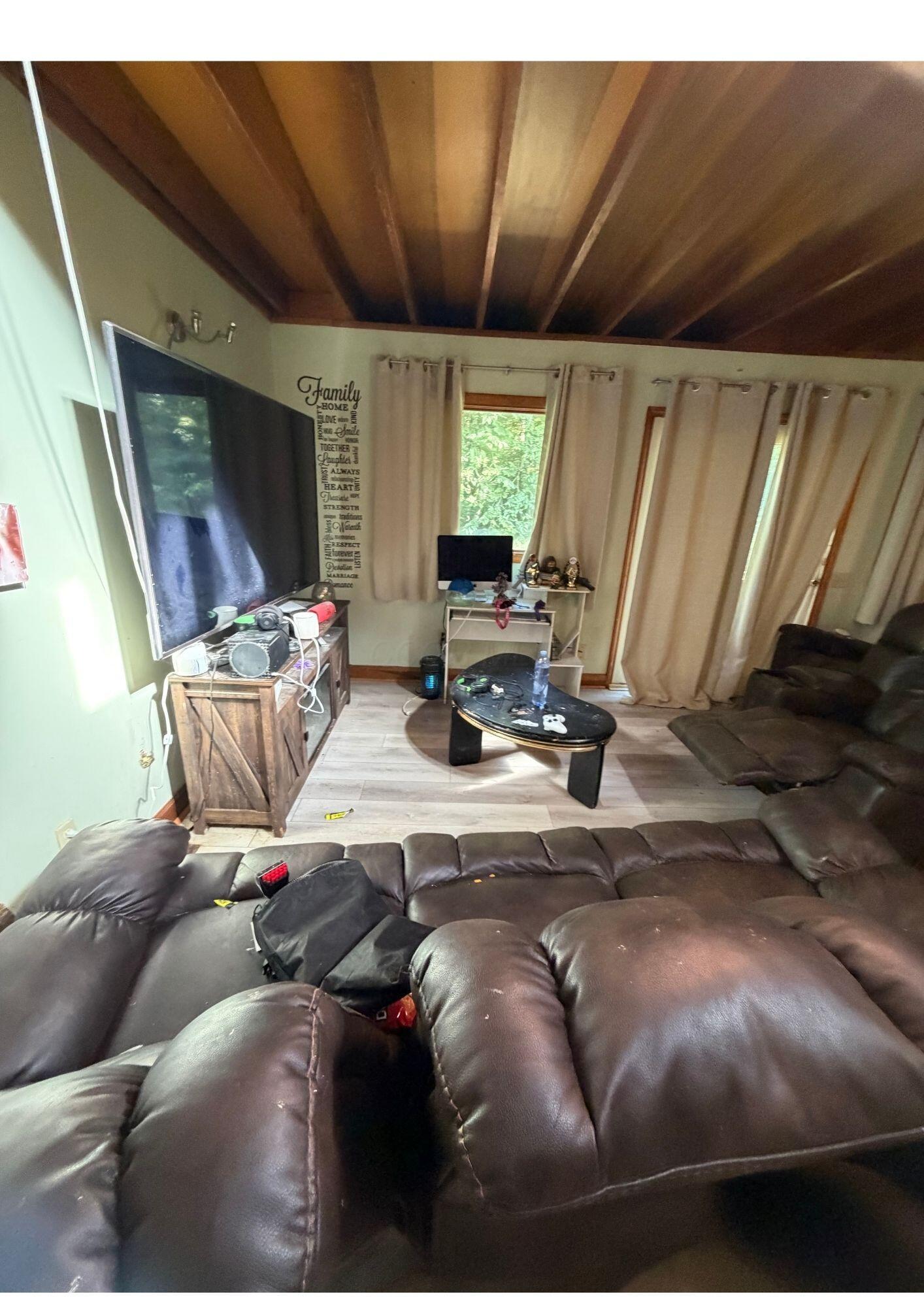 12859 Monarch Lane Property Photo 9