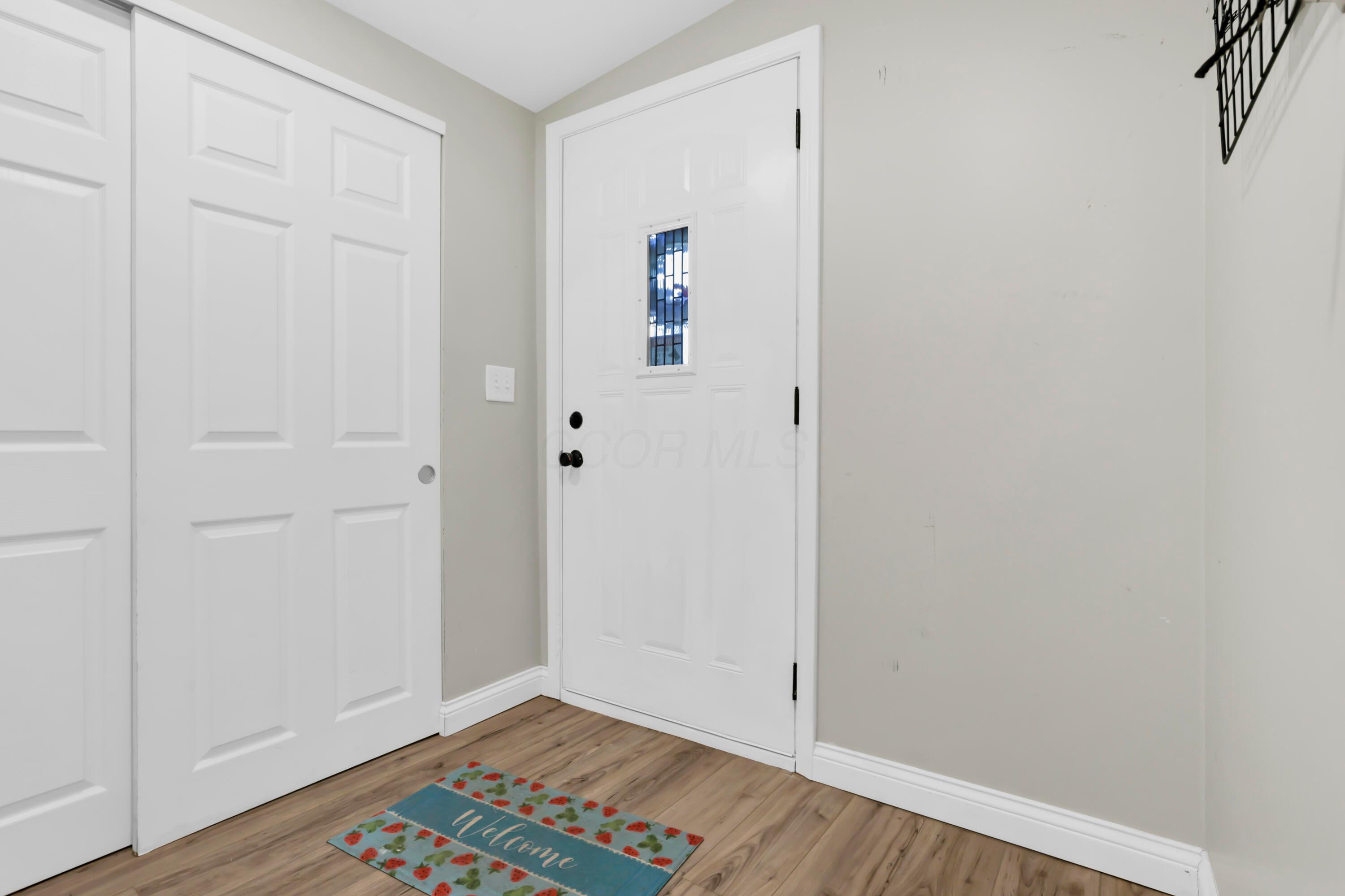 6955 London Groveport Road Property Photo 4