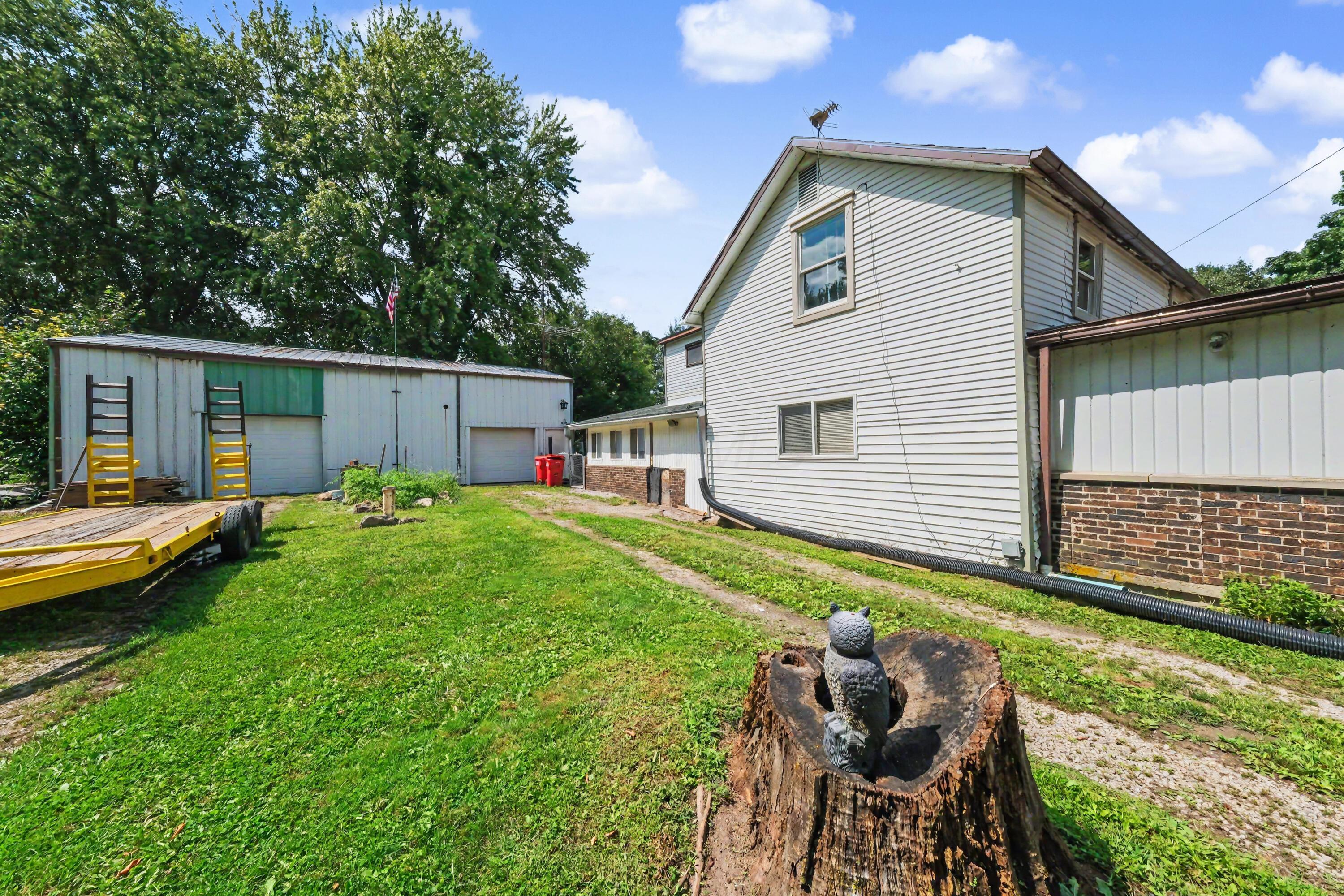 1073 Decliff Road N Property Photo 27