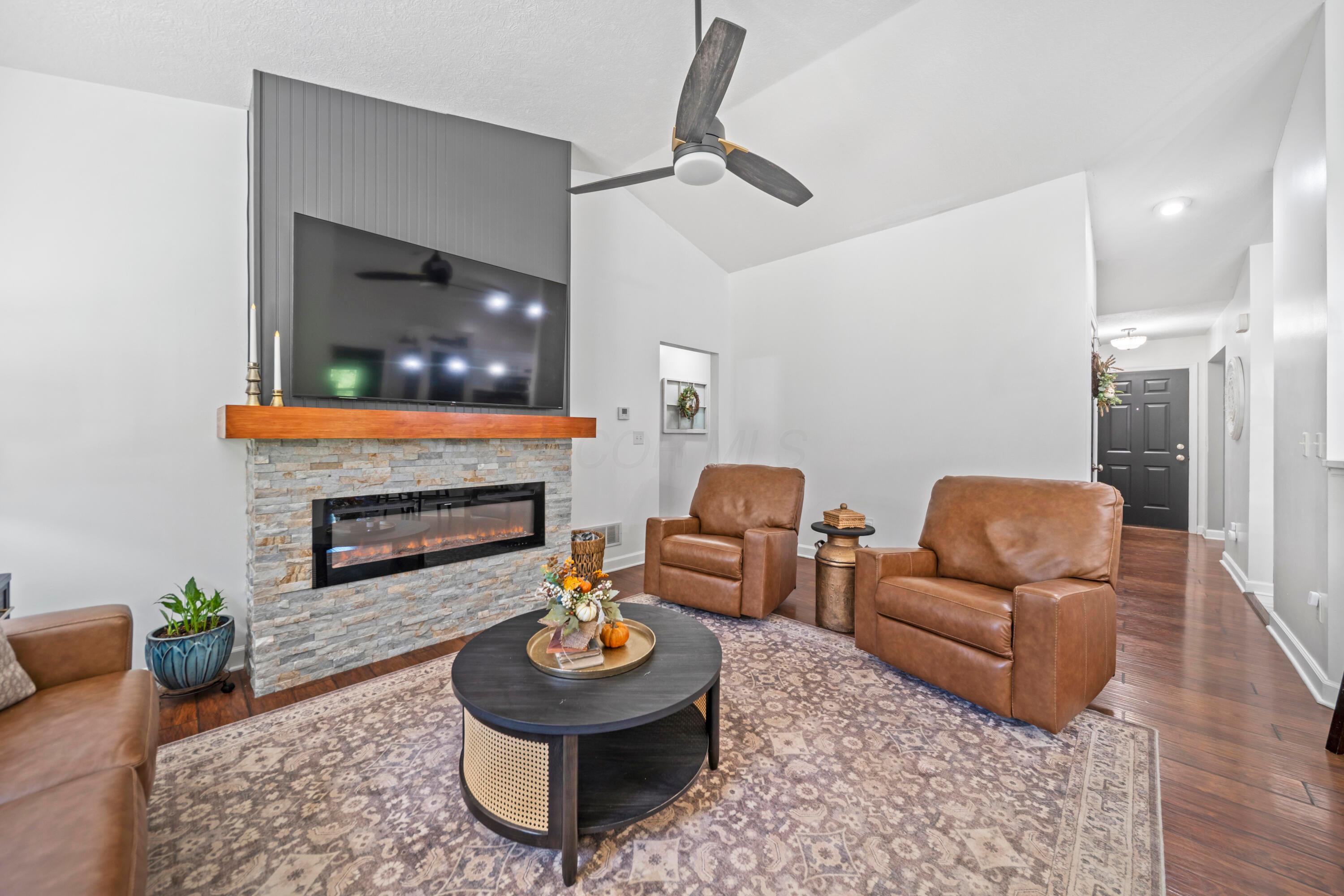 67 England Hollow Property Photo 13